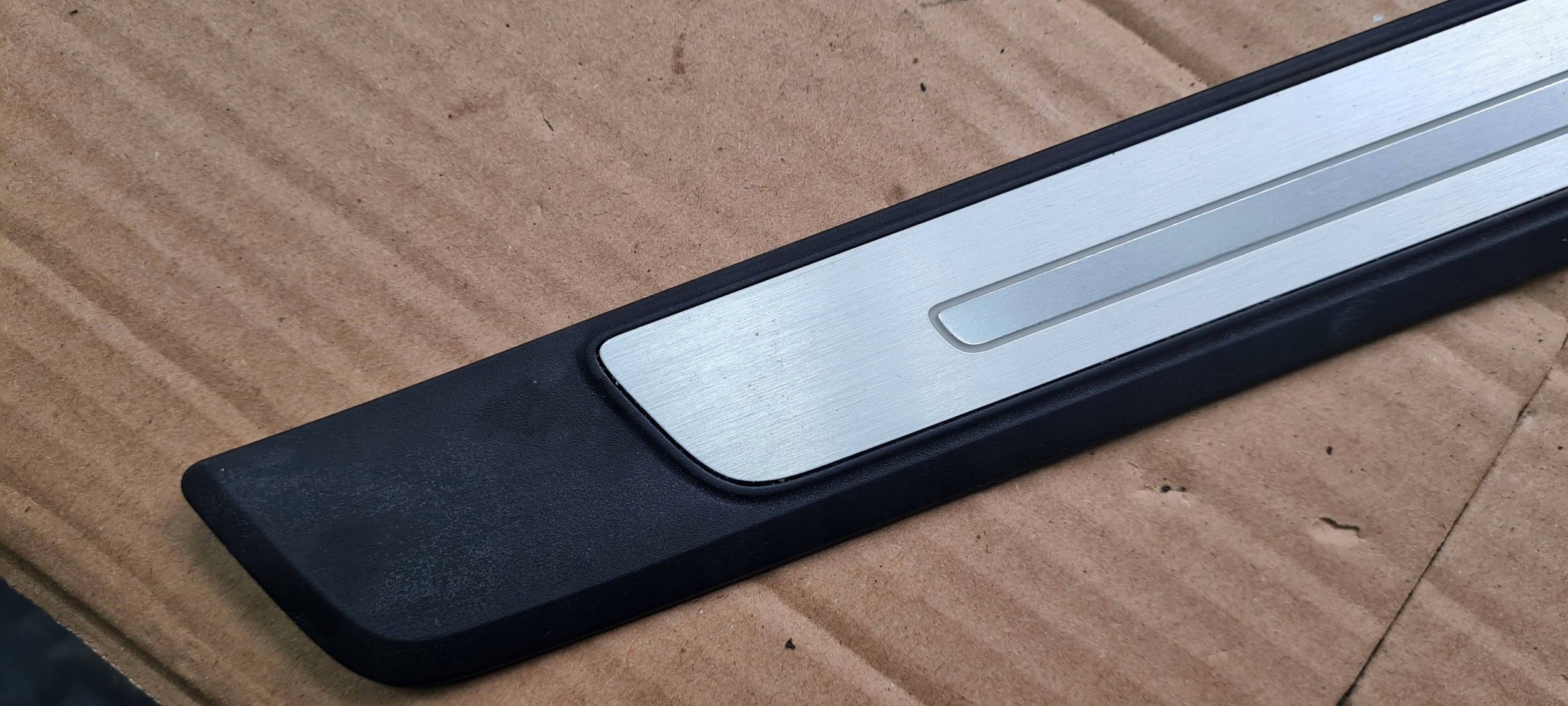 A5 8W S5 moulding LED cap threshold right front 8W0947418A A4 B9 8W