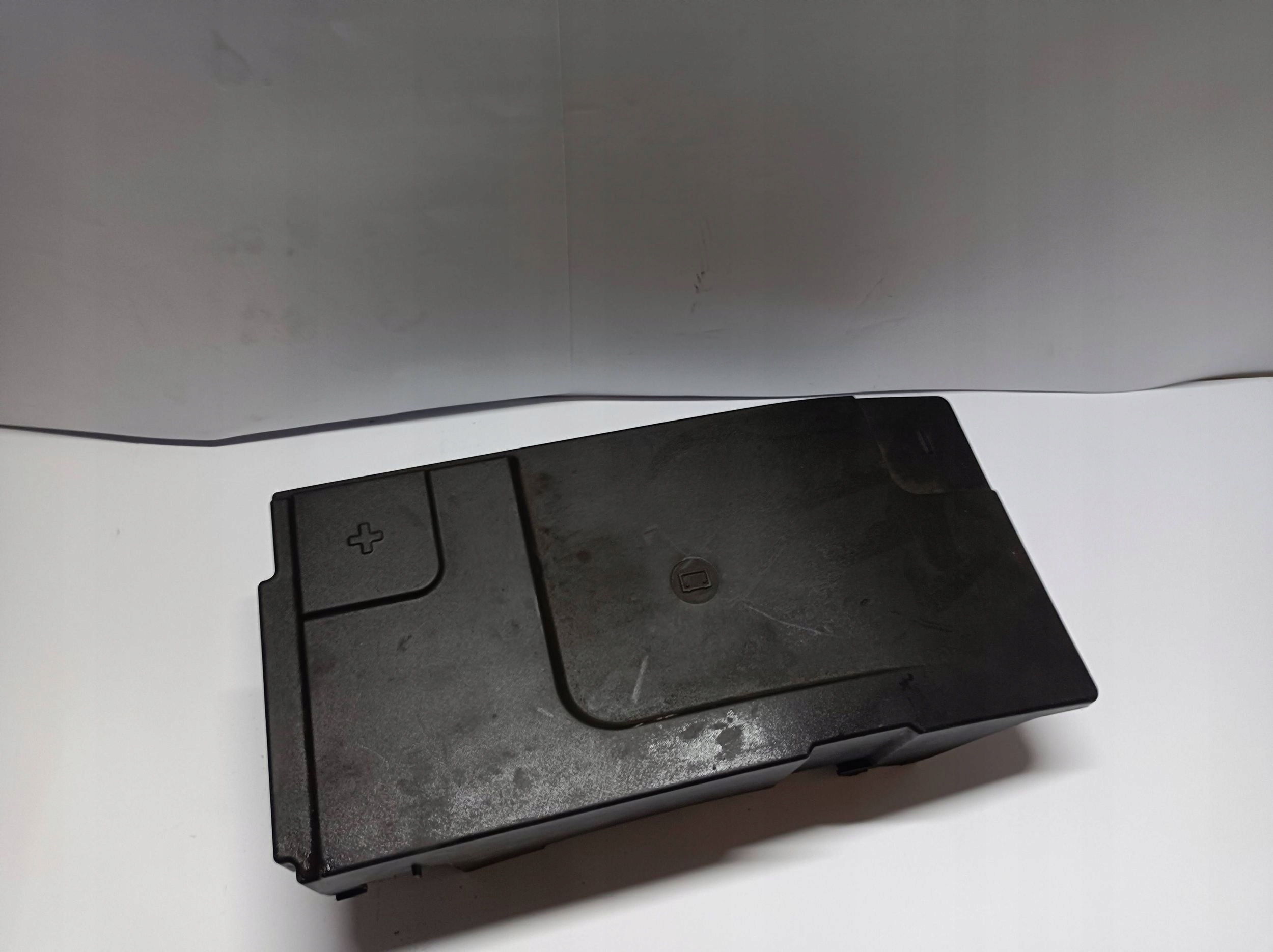 Boîte pour batterie Complète Opel Insignia A 13330946