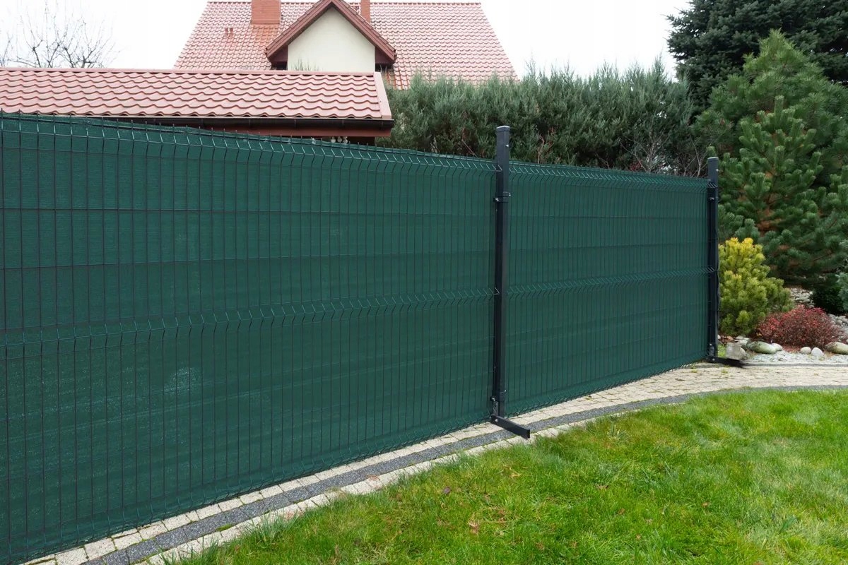 SIATKA CIENIUJĄCA 62% MATA OSŁONOWA MASKUJĄCA NA PŁOT OGRODZENIE 1,5x25m UV Kod producenta 62% 1,5x25m