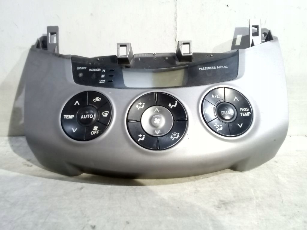 Toyota Rav4 III 3 control panel air conditioning devices 5590042240