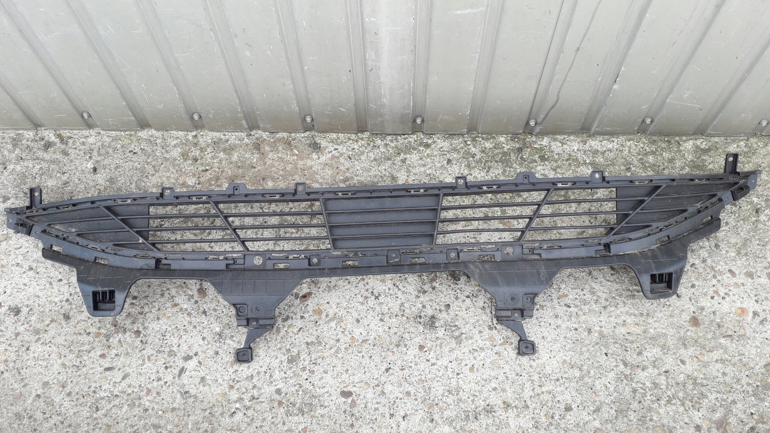 HYUNDAI TUCSON 4 20- KRATKA ATRAPA ZDERZAKA