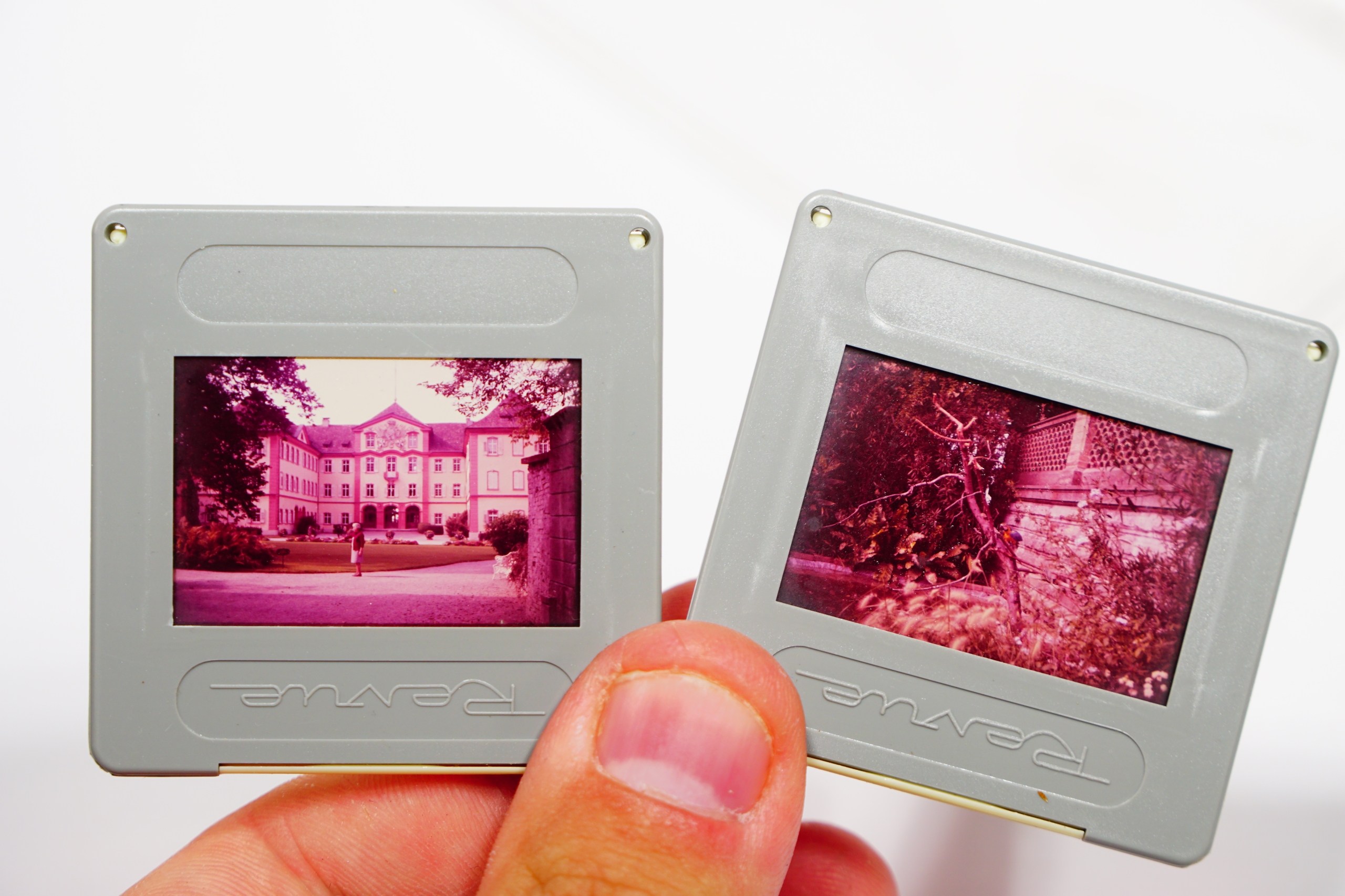 3 Magazynki Do Slajdów + 108 szt. Slajdów Ramki Do Slajdów Wielorazowe EAN (GTIN) 4894651123807