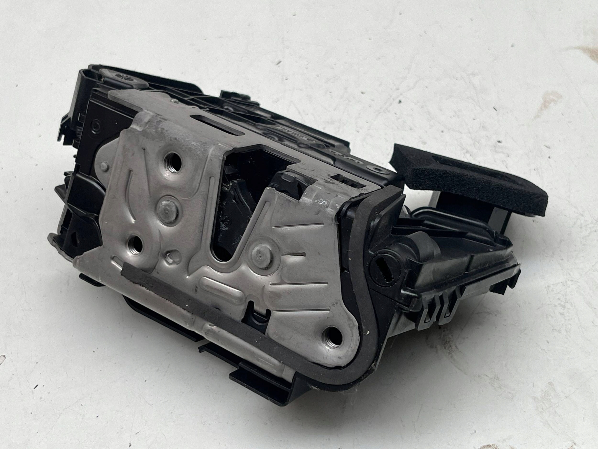 VOLKSWAGEN SEAT SKODA lock door right front 5TB837016E @M