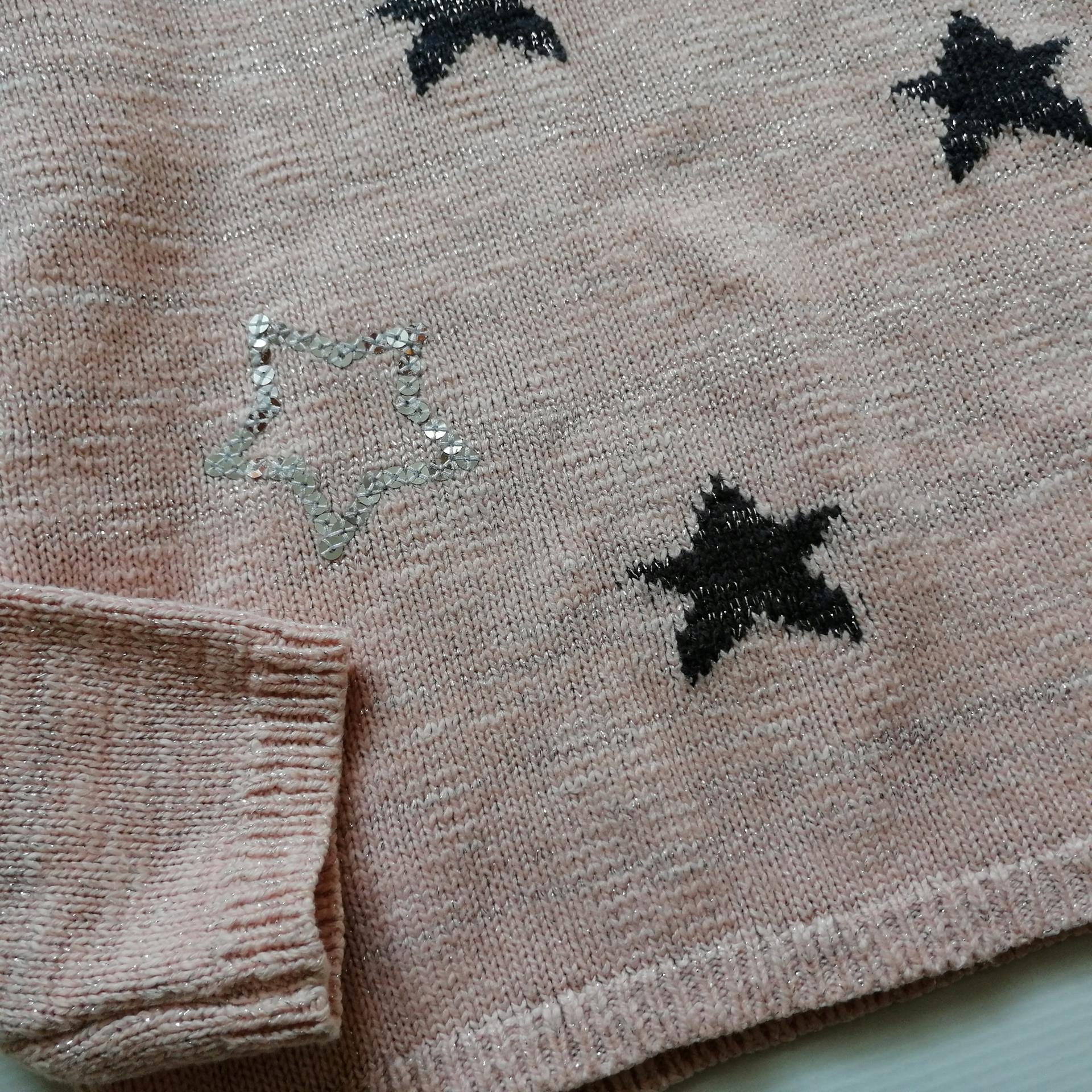 SWETEREK CEKINY GWIAZDKI r.116-122 wyprzedaż Marka Zara