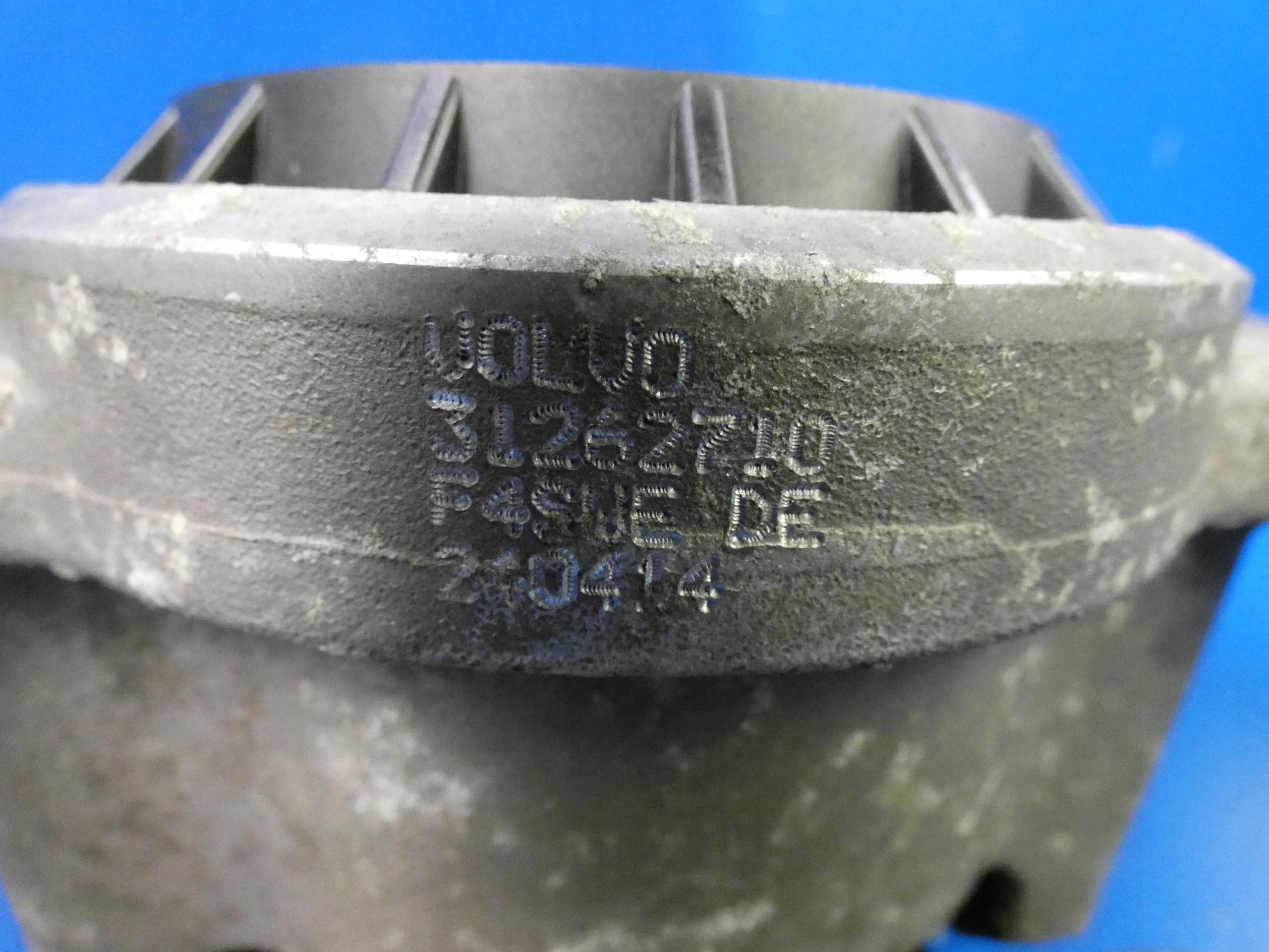 VOLVO S60 II V60 1.6 D2 engine mount