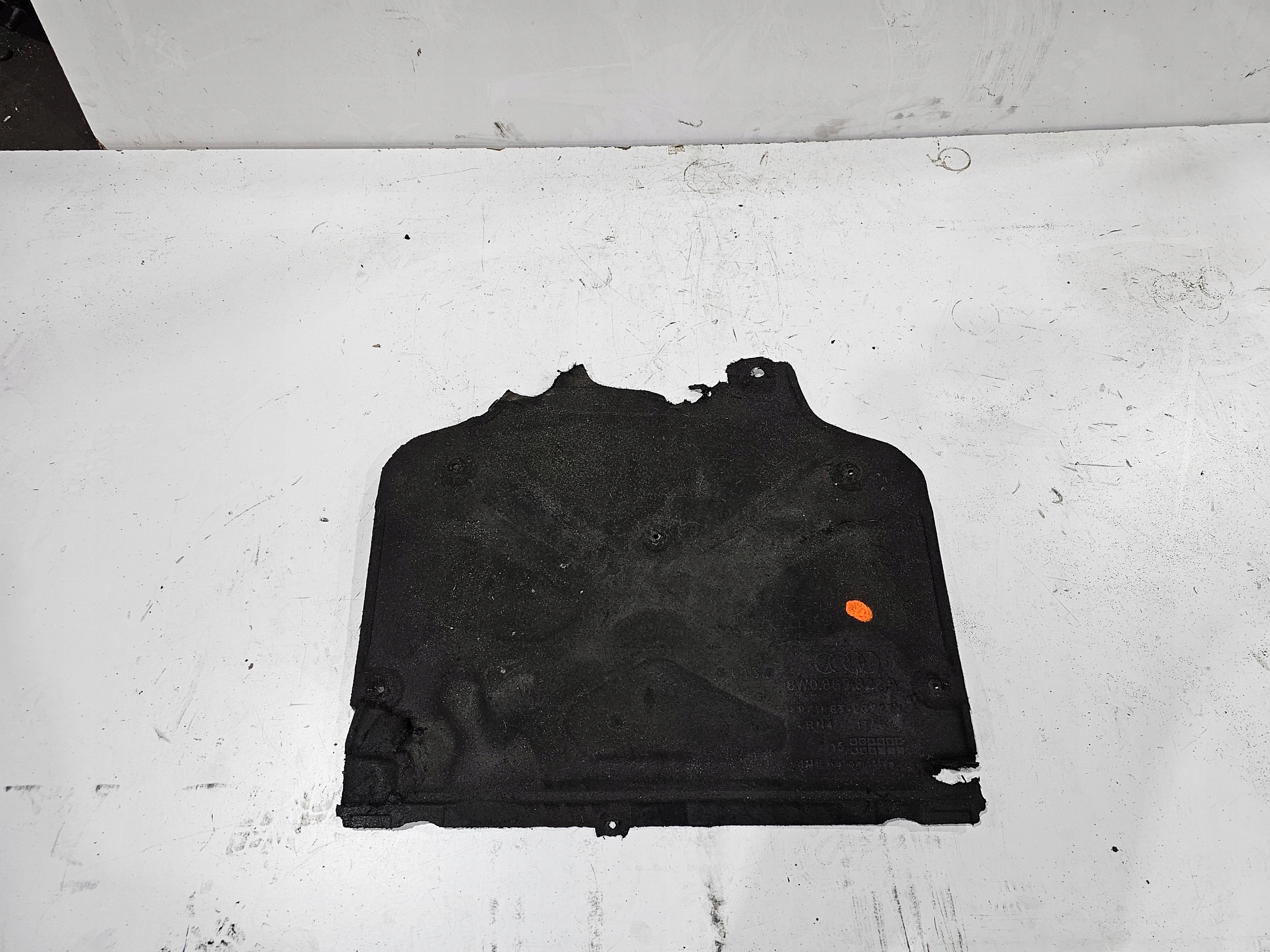 BLENDE ABDECKUNG ABDECKUNG UNTER GETRIEBE AUDI A4 B9 8W0863822A