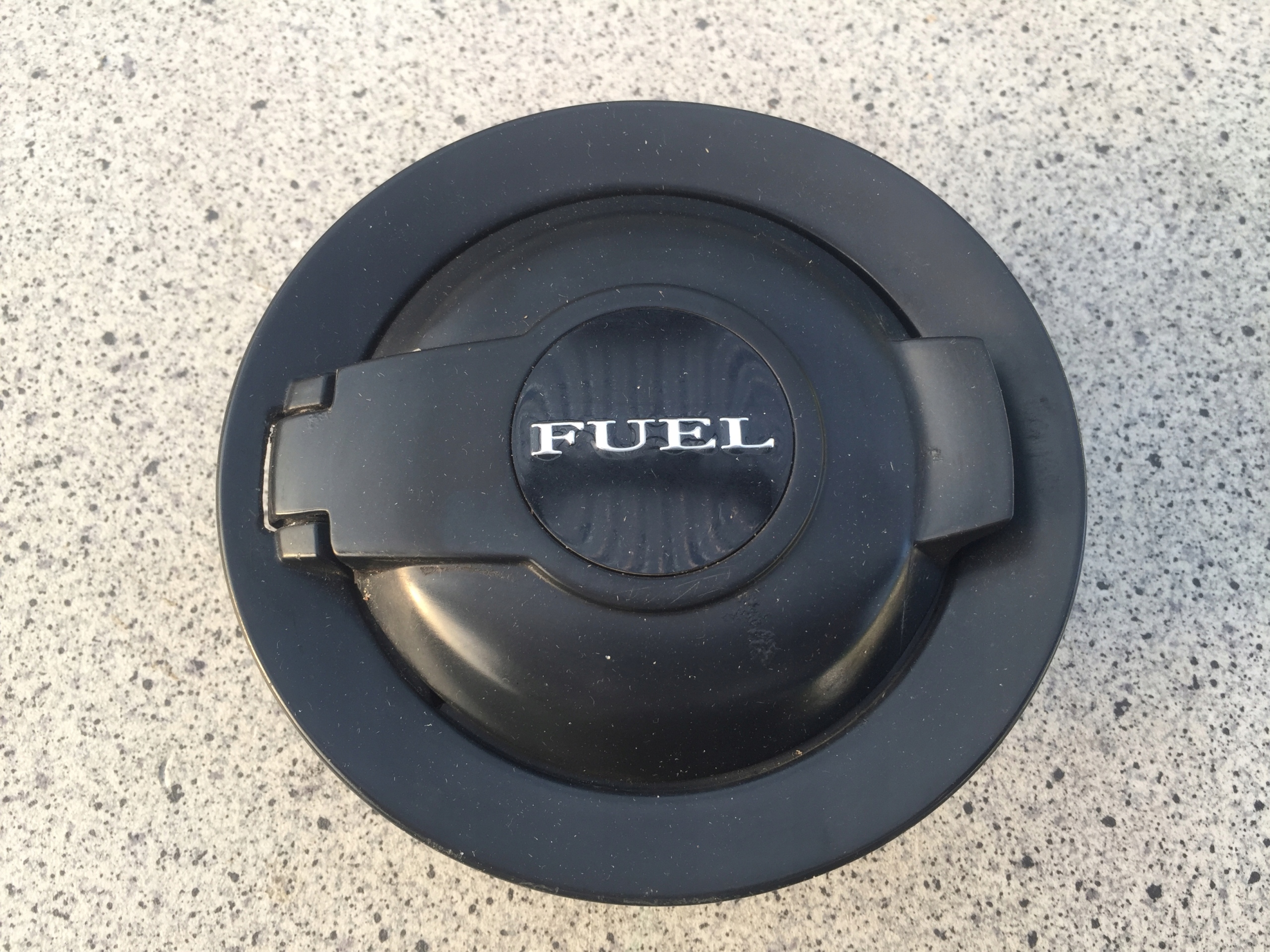 DODGE CHALLENGER 15 16 KLAPKA WLEWU PALIWA NR2