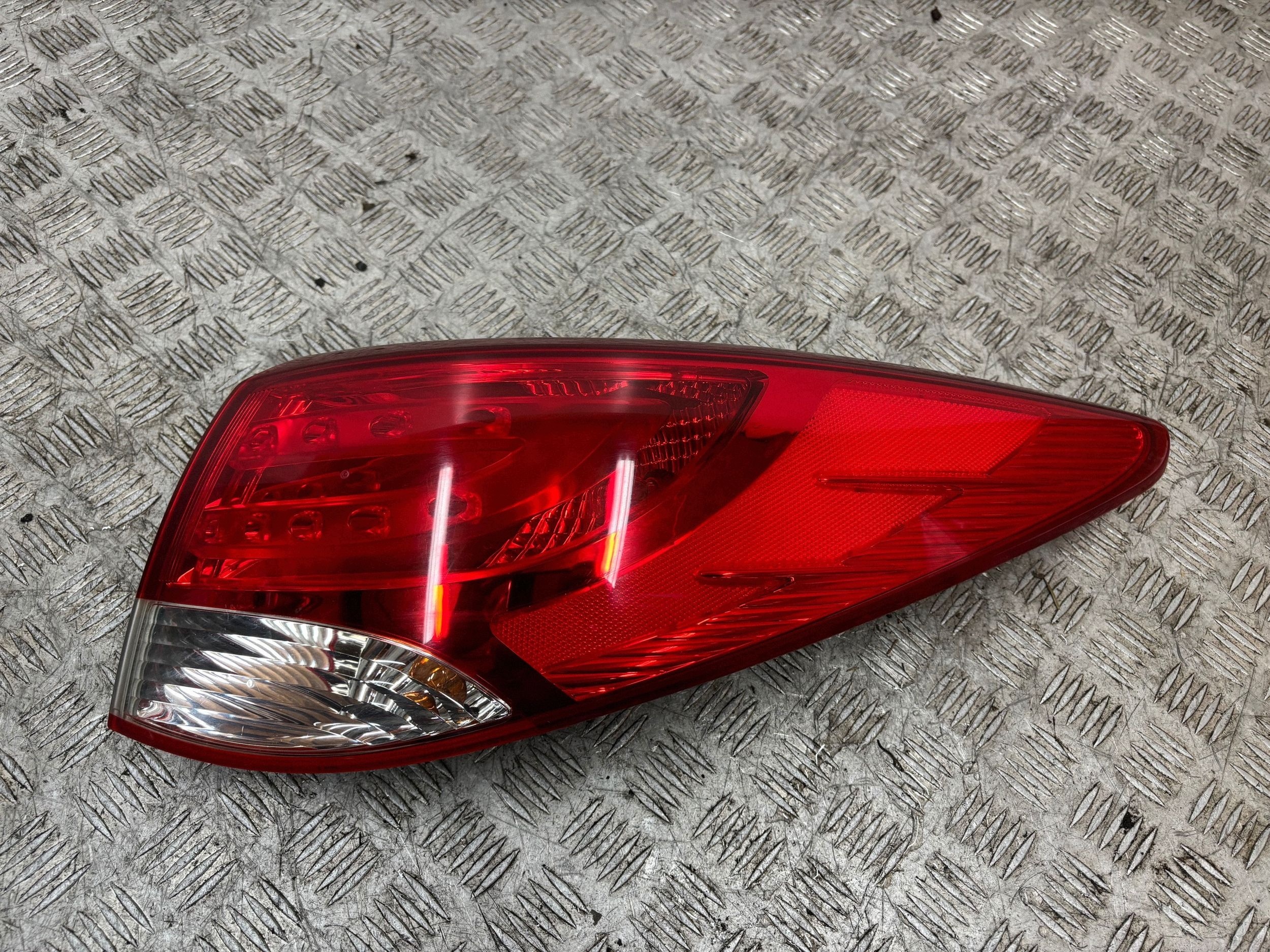 light rear part rear right HYUNDAI IX35