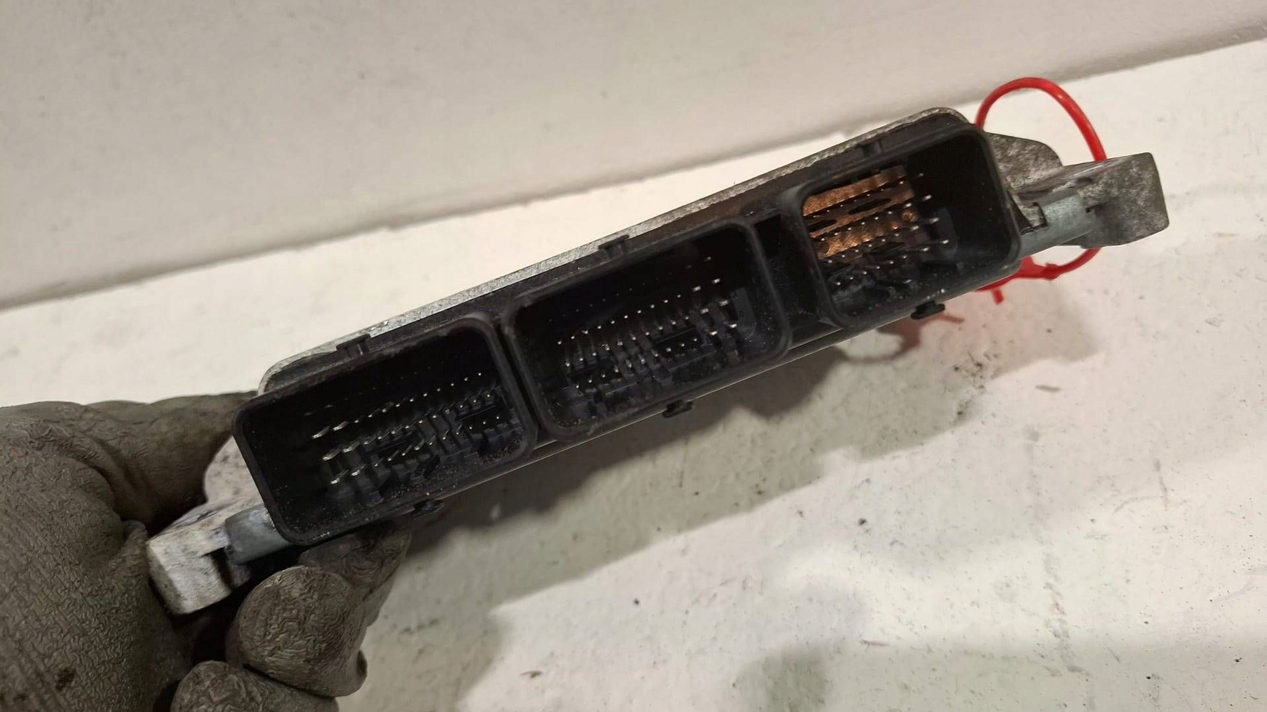 control unit of the engine computer S180042157A Renault Clio III 1.2