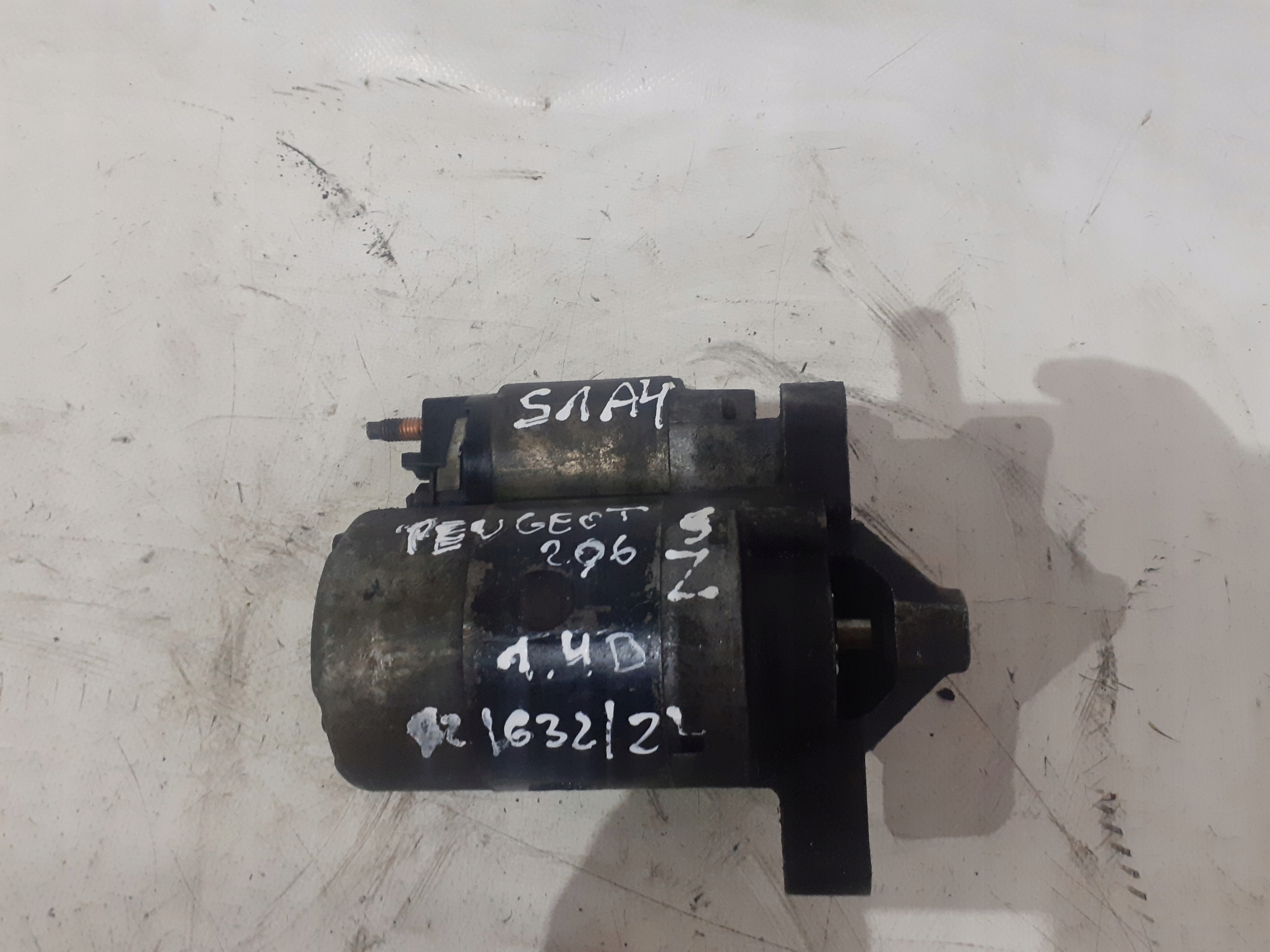 starter Peugeot 206 1.4 8V 9z