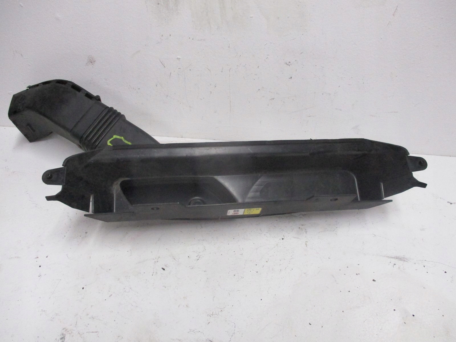 intake air RANGE ROVER VELAR J8A2-9H722-AB