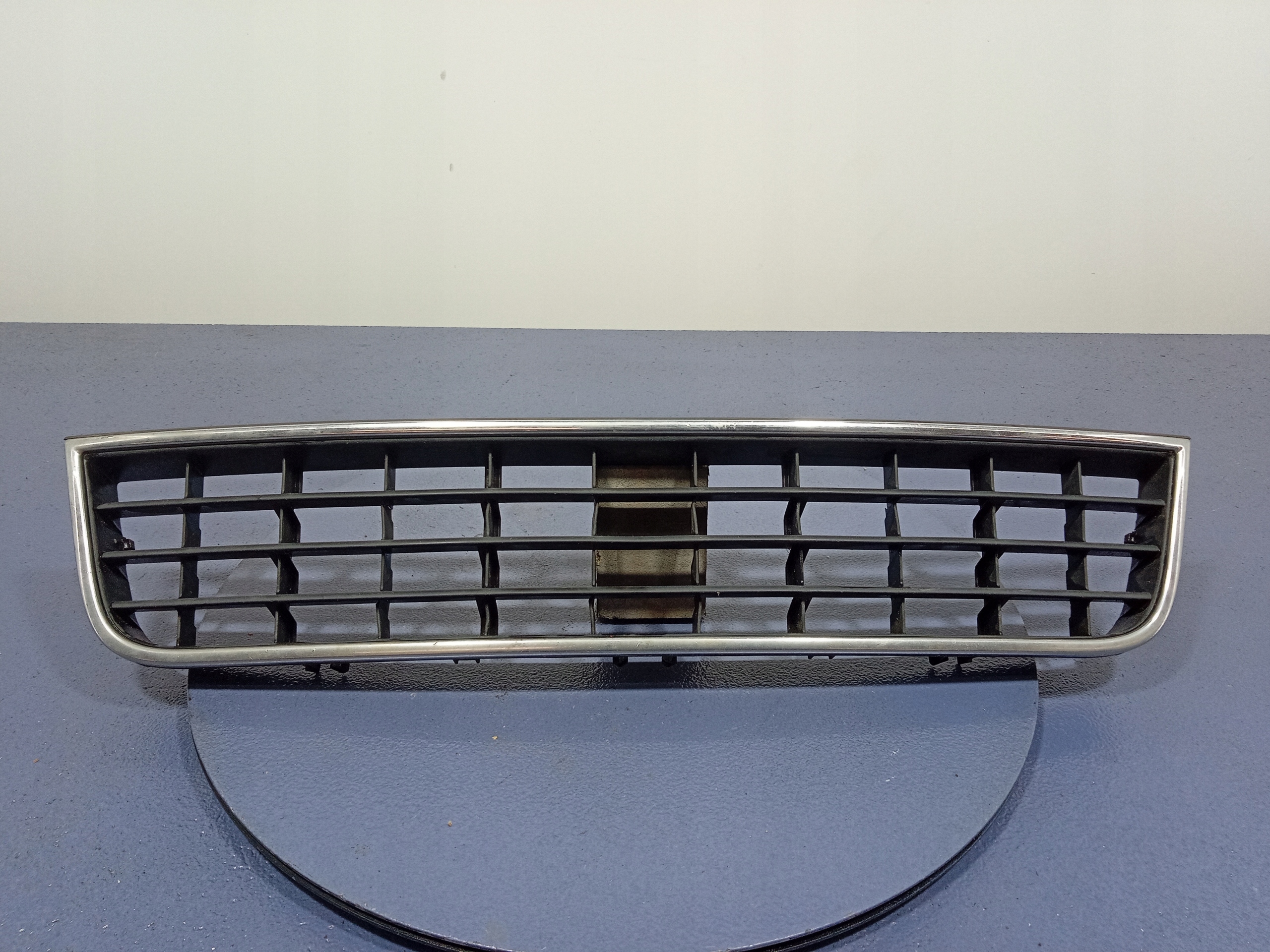 AUDI A6 S6 C5 4.2 РЕШІТКА БАМПЕРА PRZODb3807647