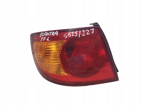 HYUNDAI ELANTRA 3 III LIFTBACK 00- LAMPA LEWY TYŁ
