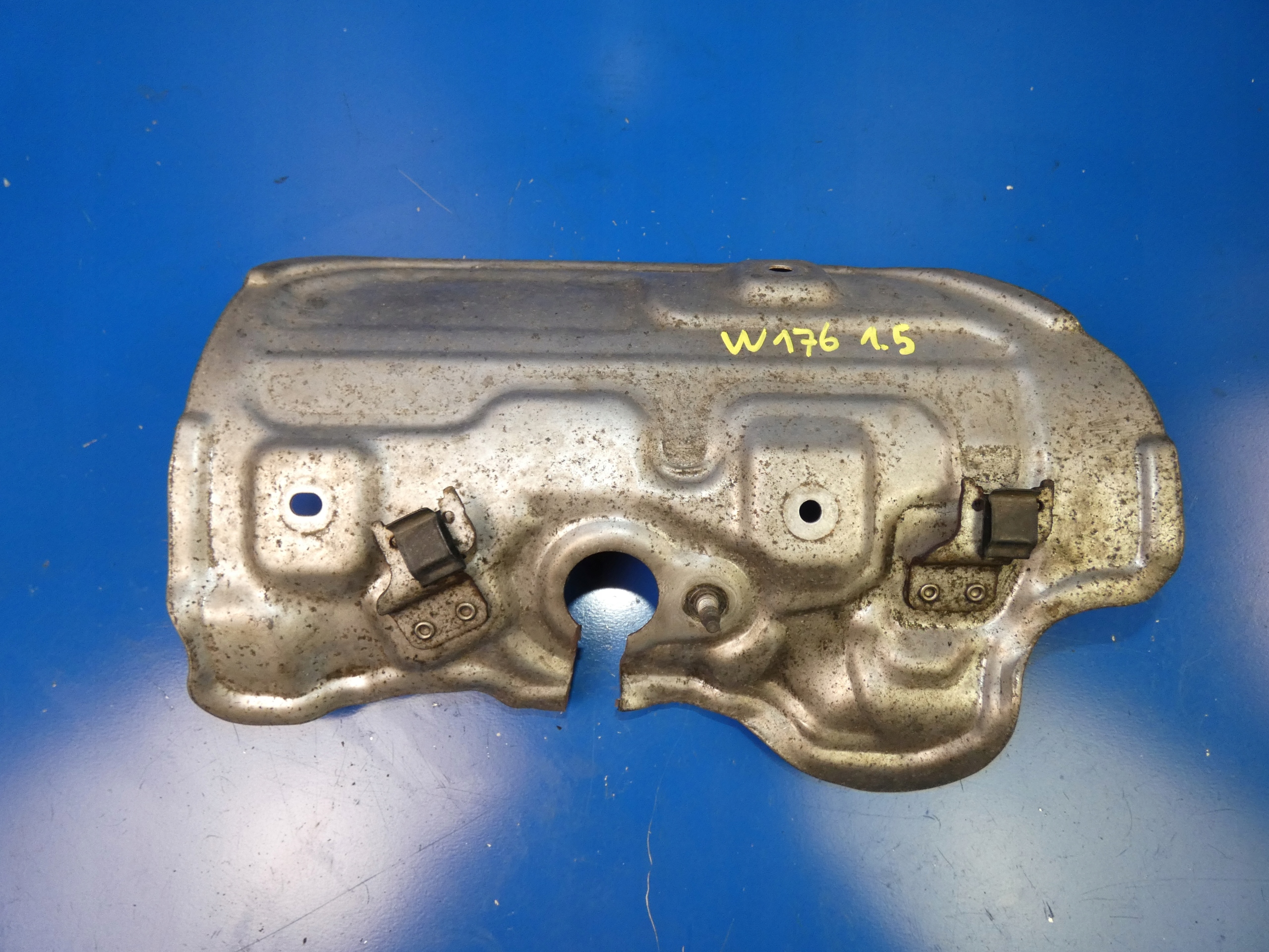 A W176 W117 CLA B W246 1.5 CDI Blende Abdeckung TERMICZNA