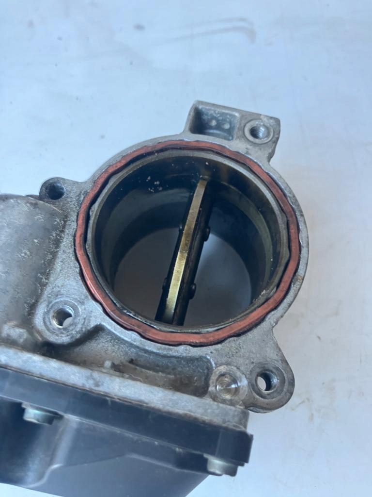 Audi OE 059145950AF ДРОССЕЛЬНАЯ ЗАСЛОНКА