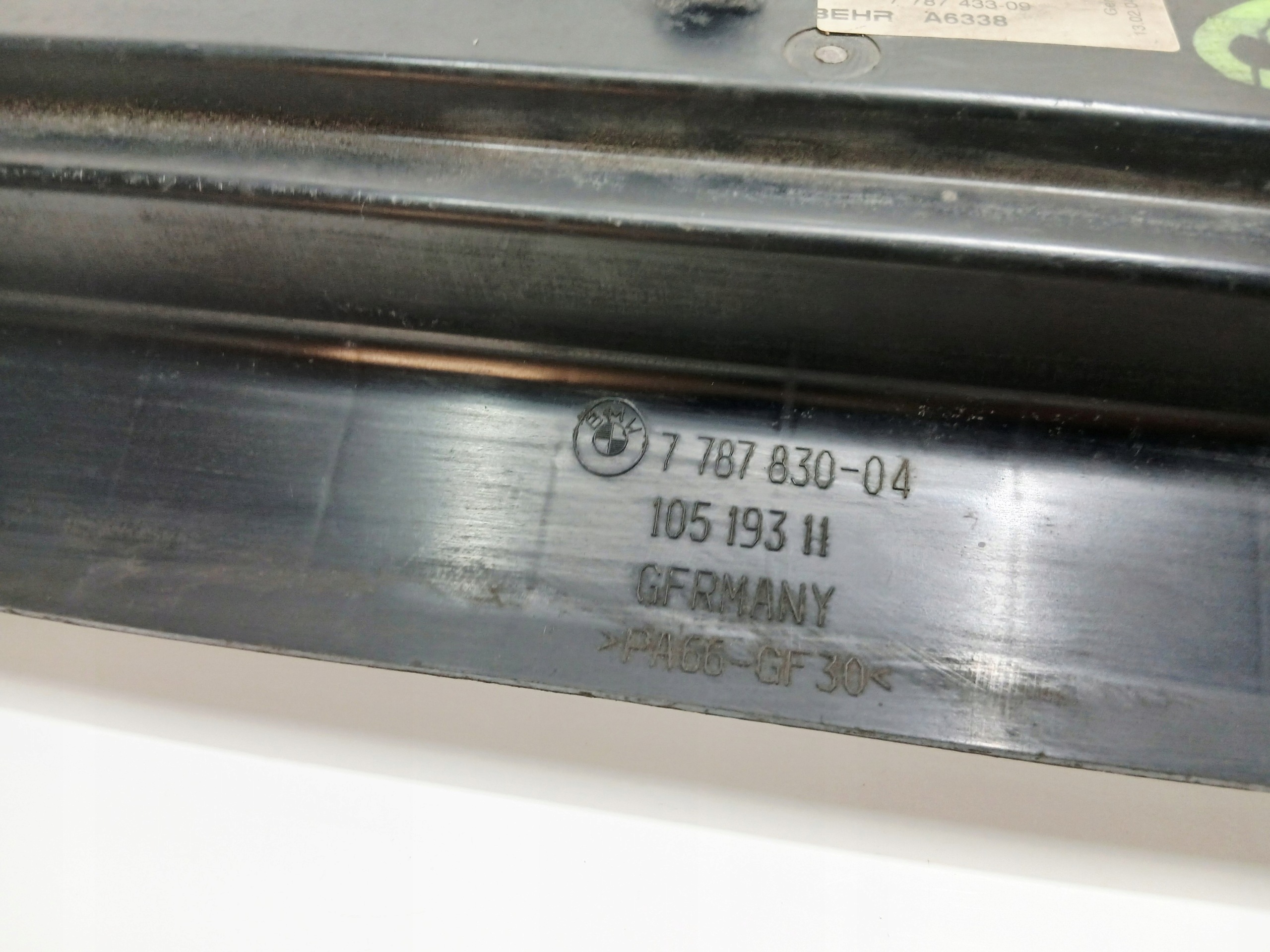 holder upper radiator BMW E60 7787830