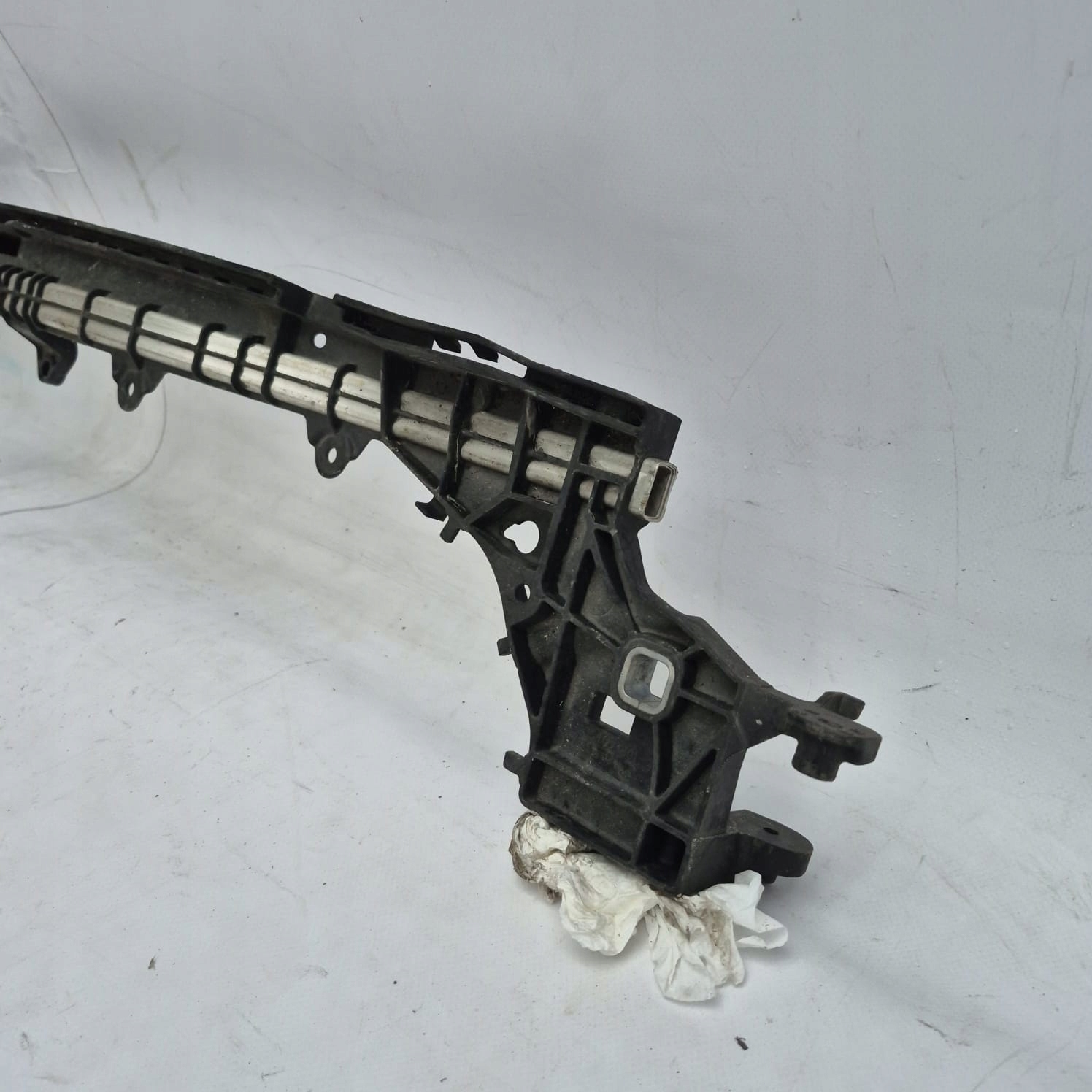 MERCEDES C-KLASA W205 14-21 support panel for radiators pillar