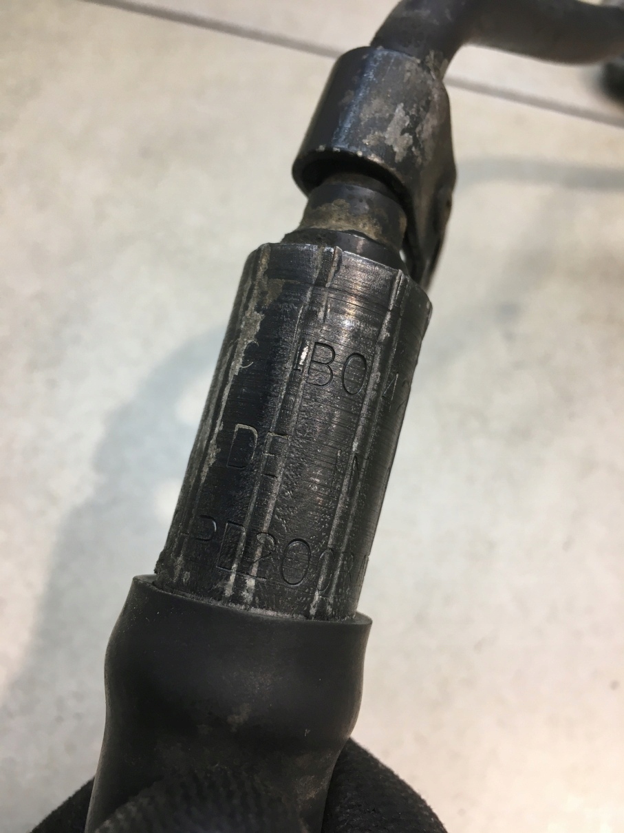 prijenos upravljanja AUDI A6 C5 2.4 V6 4B0422893A