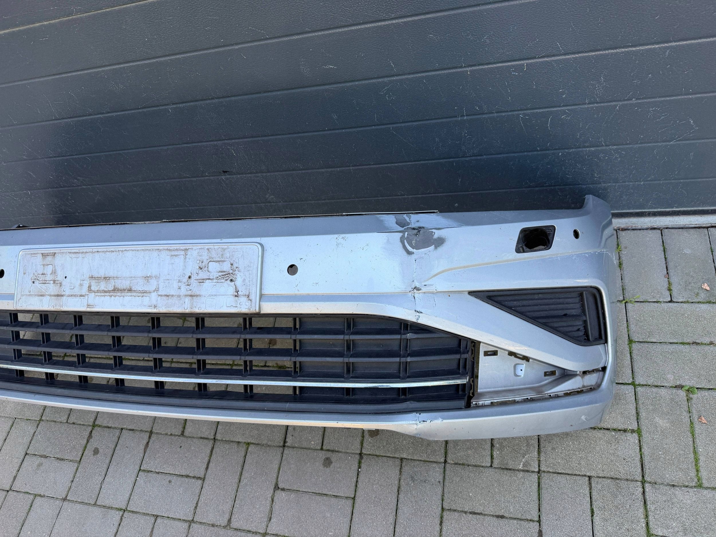 Vw Sportsvan 510 18- Lift bumper front front