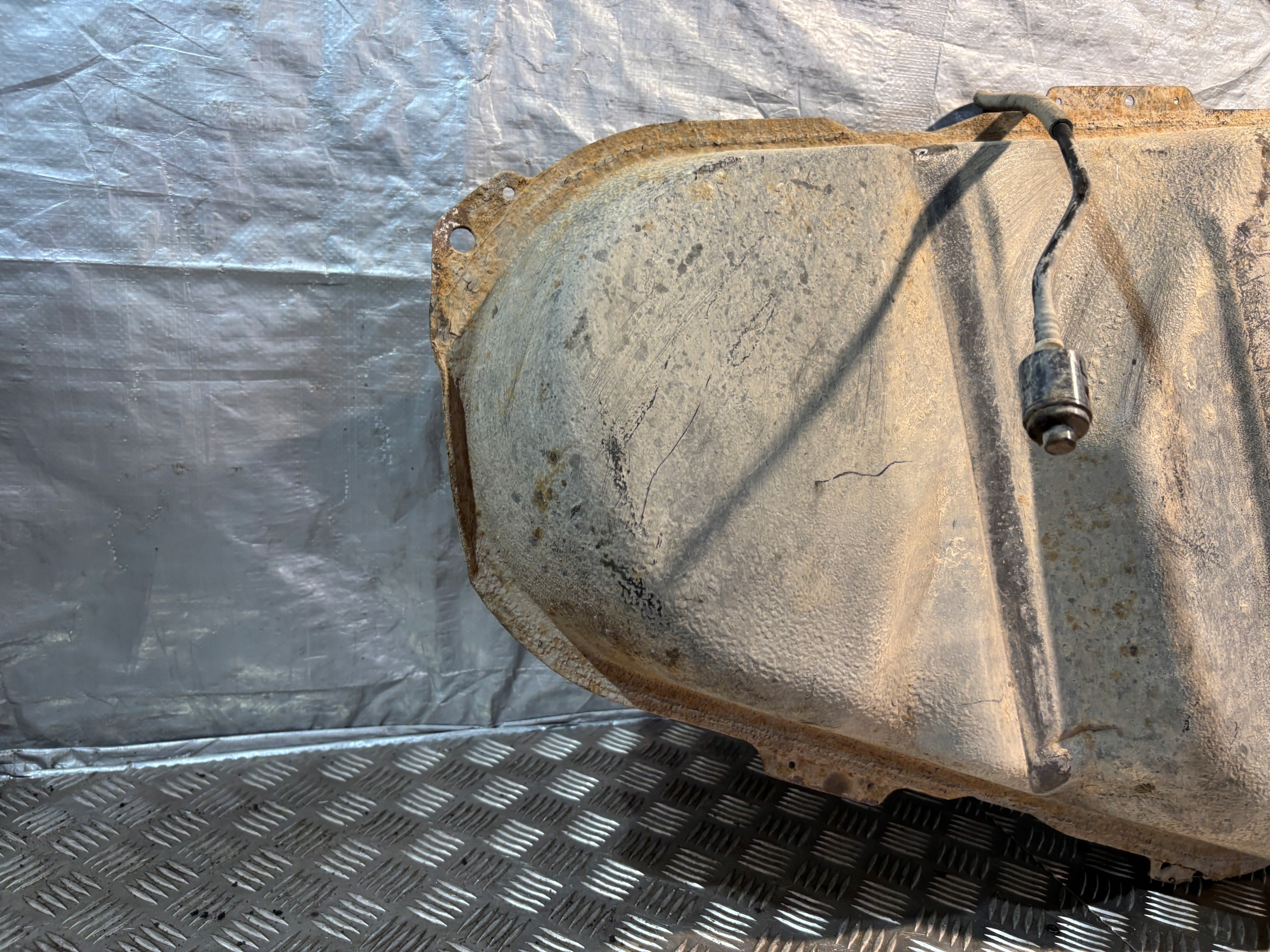 tank Toyota Corolla Verso und 1 2.0 D-4D