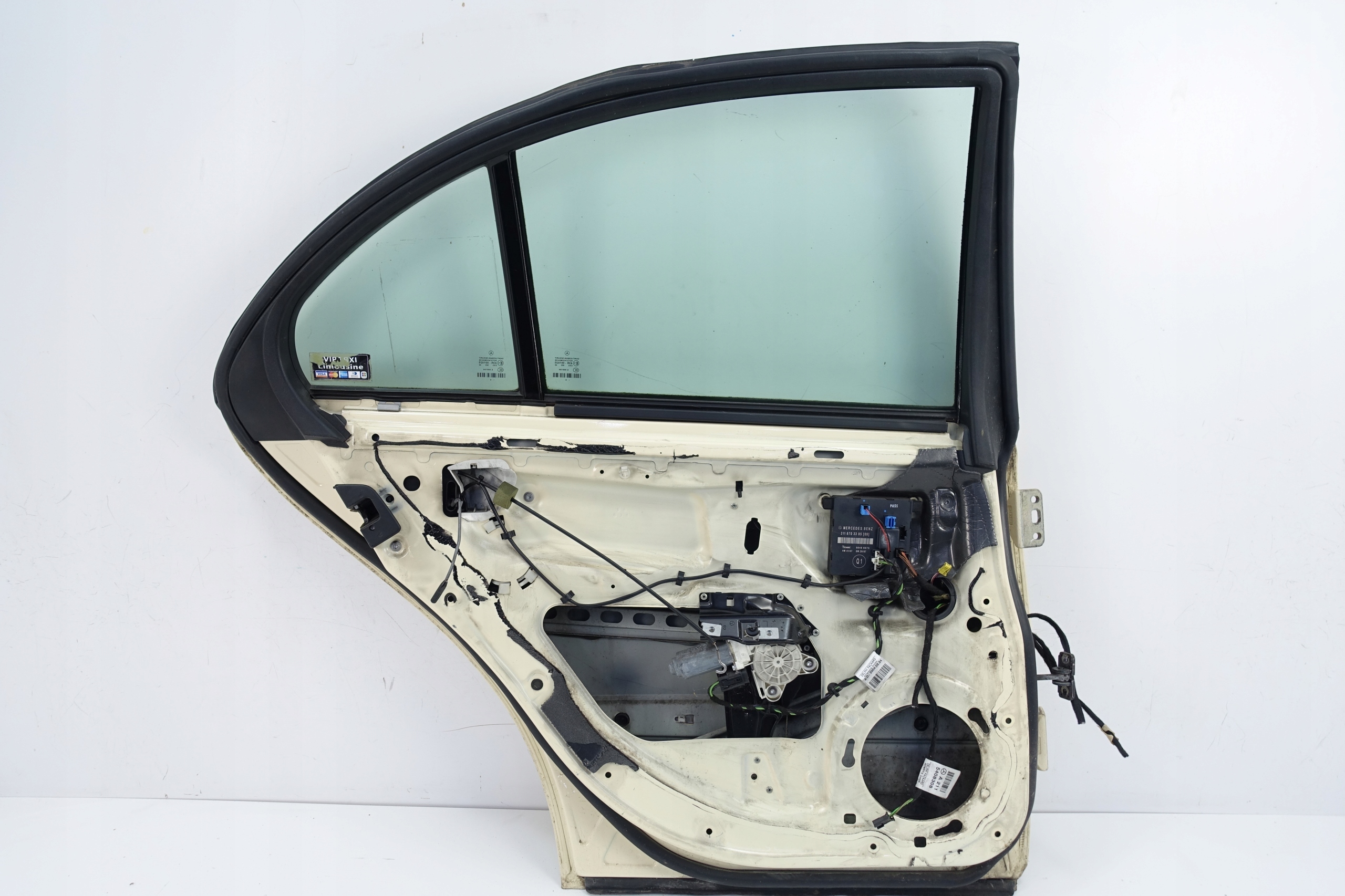 Tür links heck links hinten MERCEDES E 211 Sedan