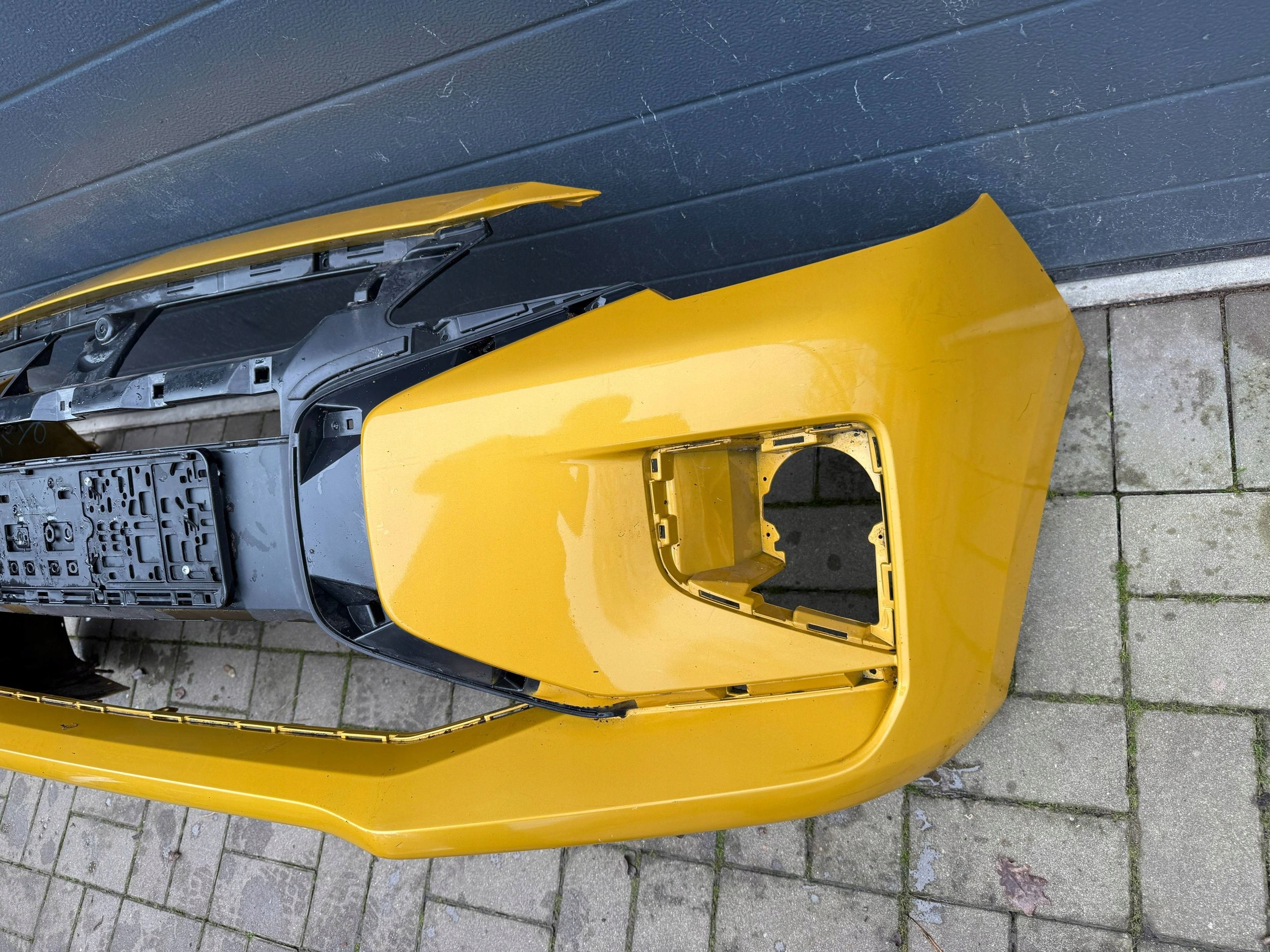 Mitsubishi Space Star 20- Lift bumper front front