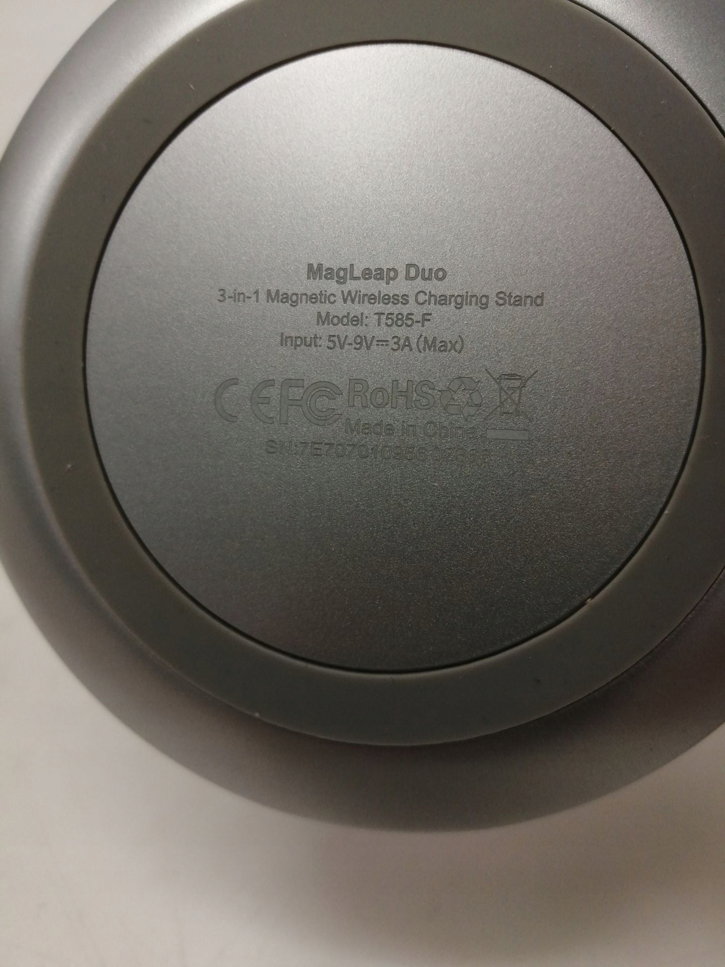 ROROSKIN INDUKCYJNA STACJA ŁADUJĄCA 3w1 BIAŁA Kod producenta T585-F-EU101ACSL