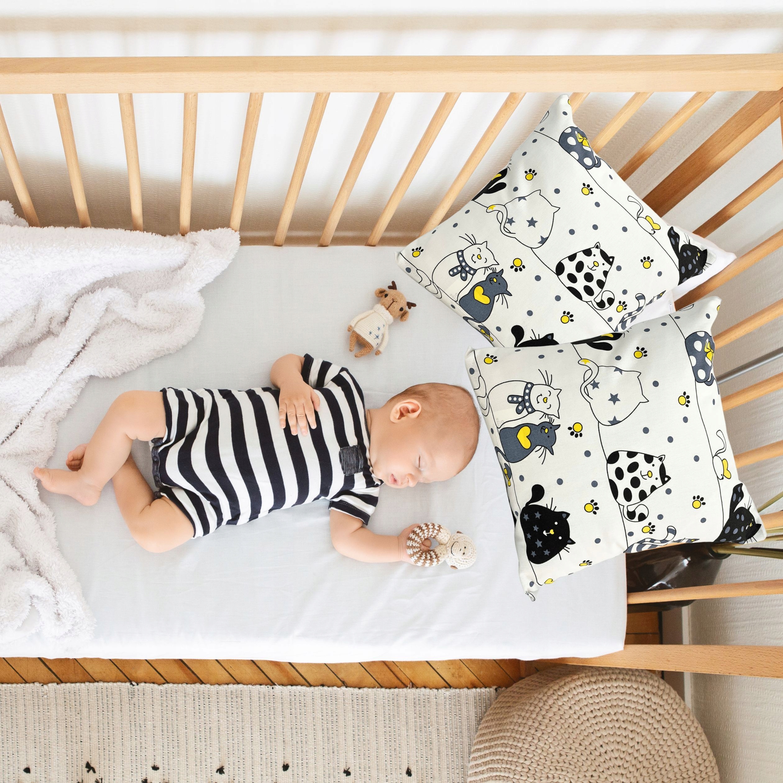 POSZEWKA NA JAŚKA 40x40 PODUSZKĘ DZIECIĘCA DLA DZIECI 100% GRUBA BAWEŁNA Marka Doratex