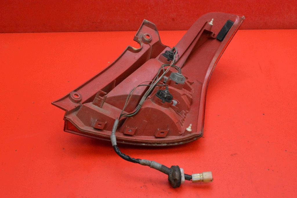 light left rear part rear P4476L SUZUKI SWIFT 4 IV MK6 5D HB 04-10