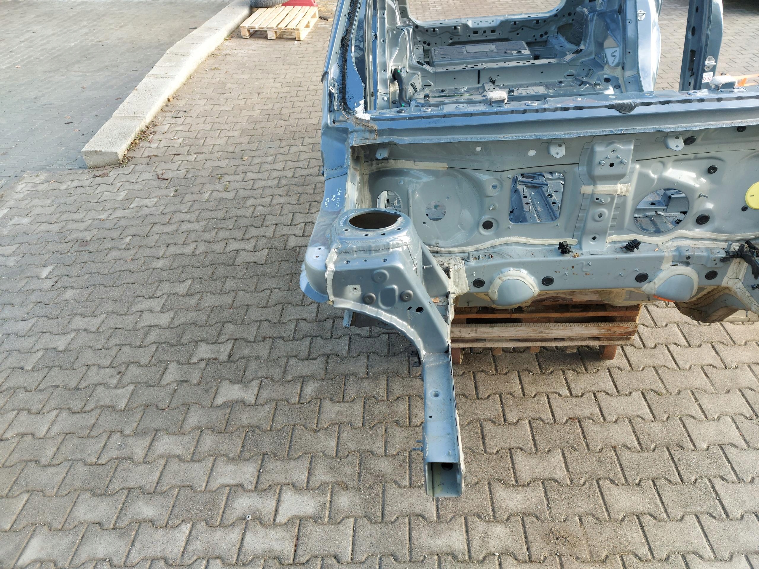 BMW iX1 X1 U11 front body quarter right C3N