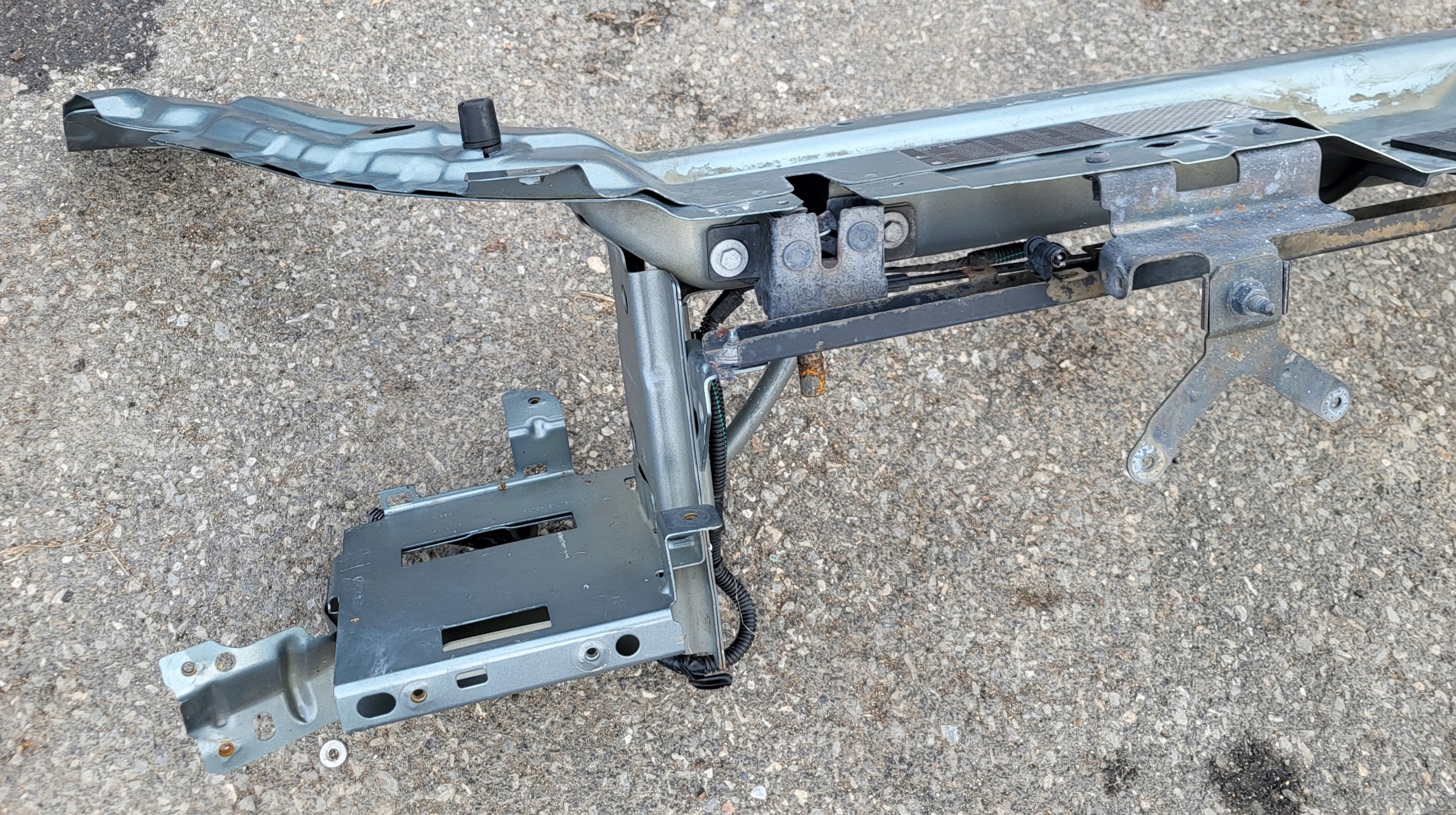 support panel for radiators upper ZAMKI bonnets rope sensor LAND ROVER DISCOVERY SPORT L550
