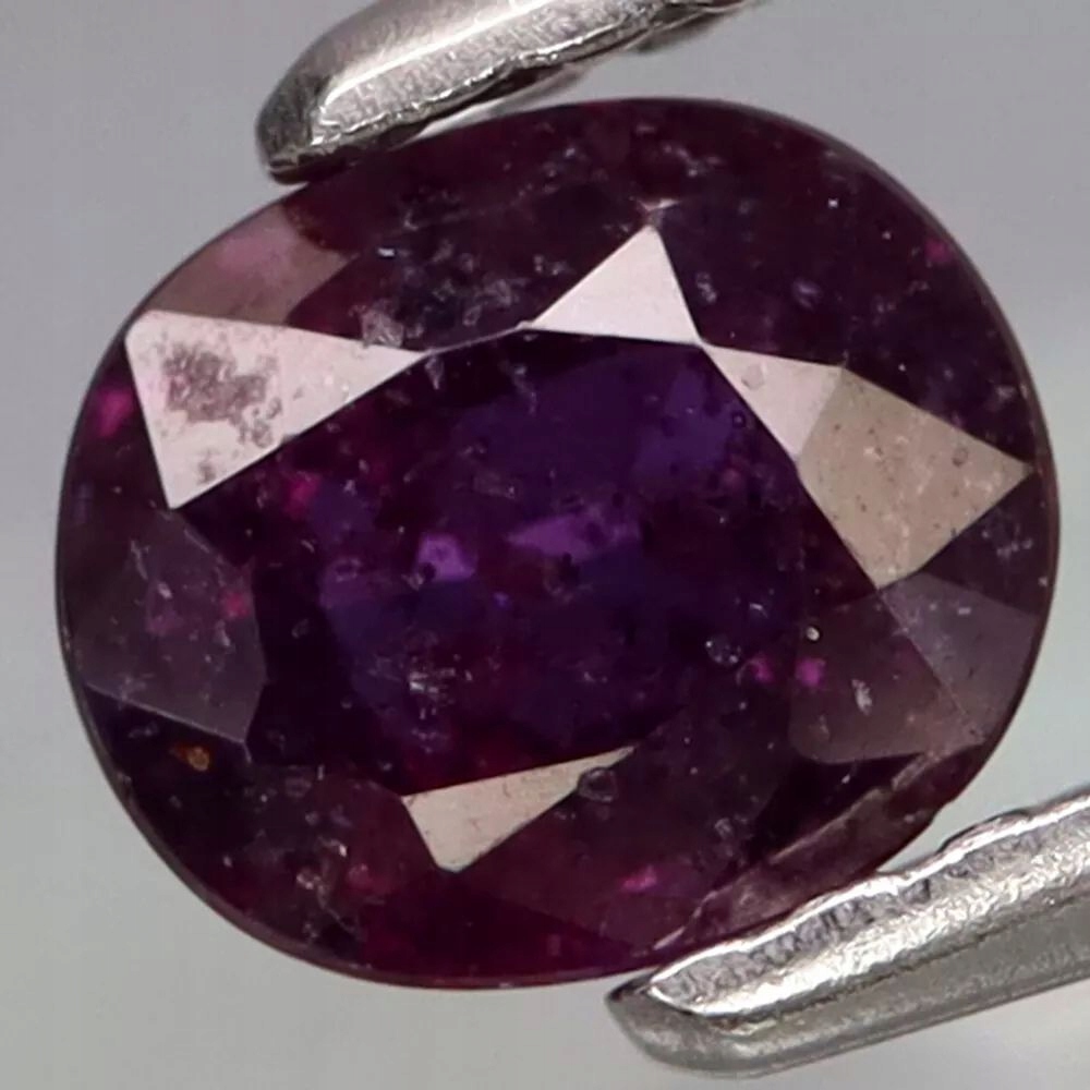 Přírodní Safír 0.67ct Fialový Ovál eCertifikát Wbd