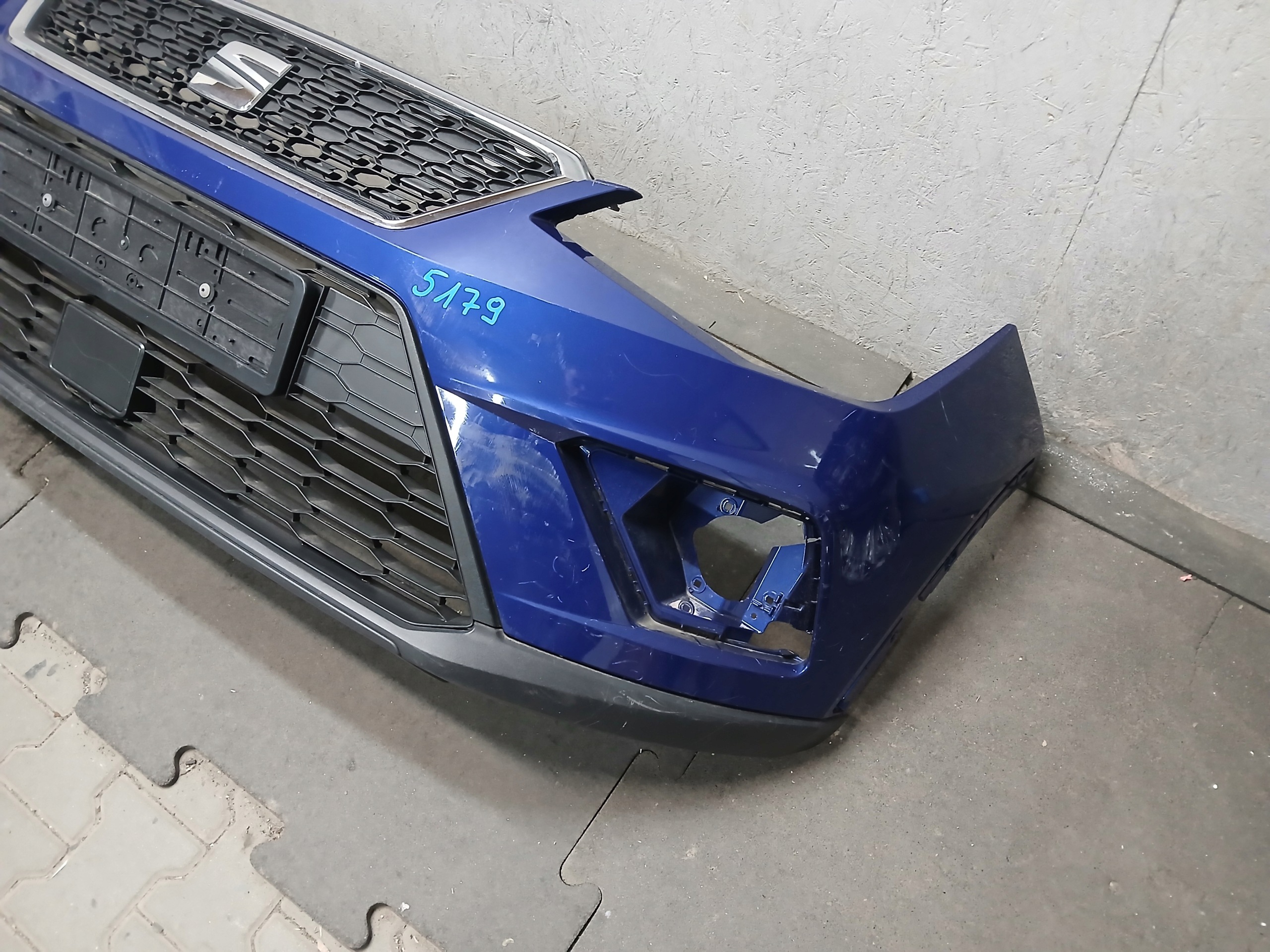 nárazník předek SEAT ARONA