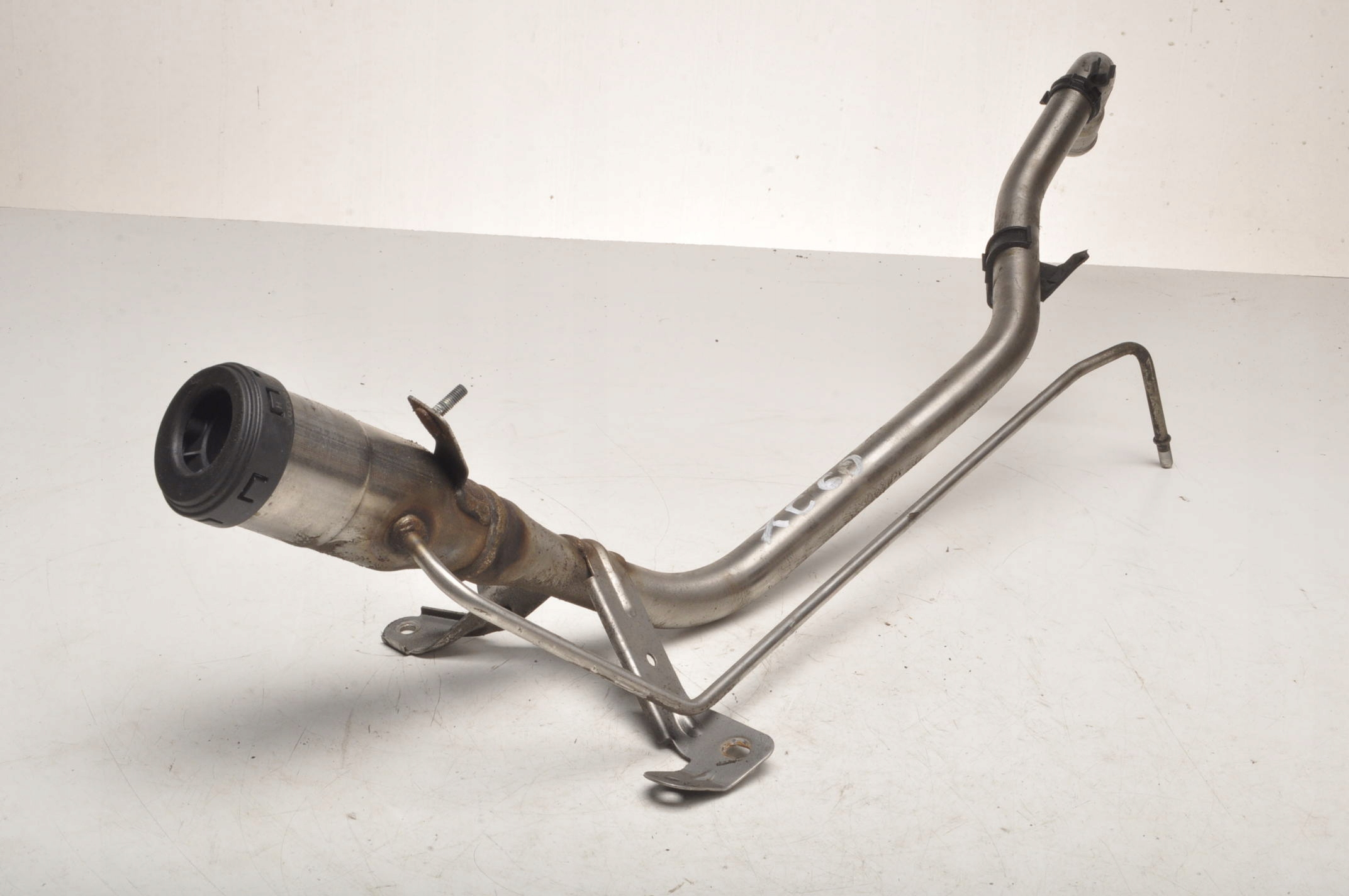 VOLVO XC60 II T6 Plug-In Hybrid AWD RURA WLEWU WLEW PALIWA 32312055