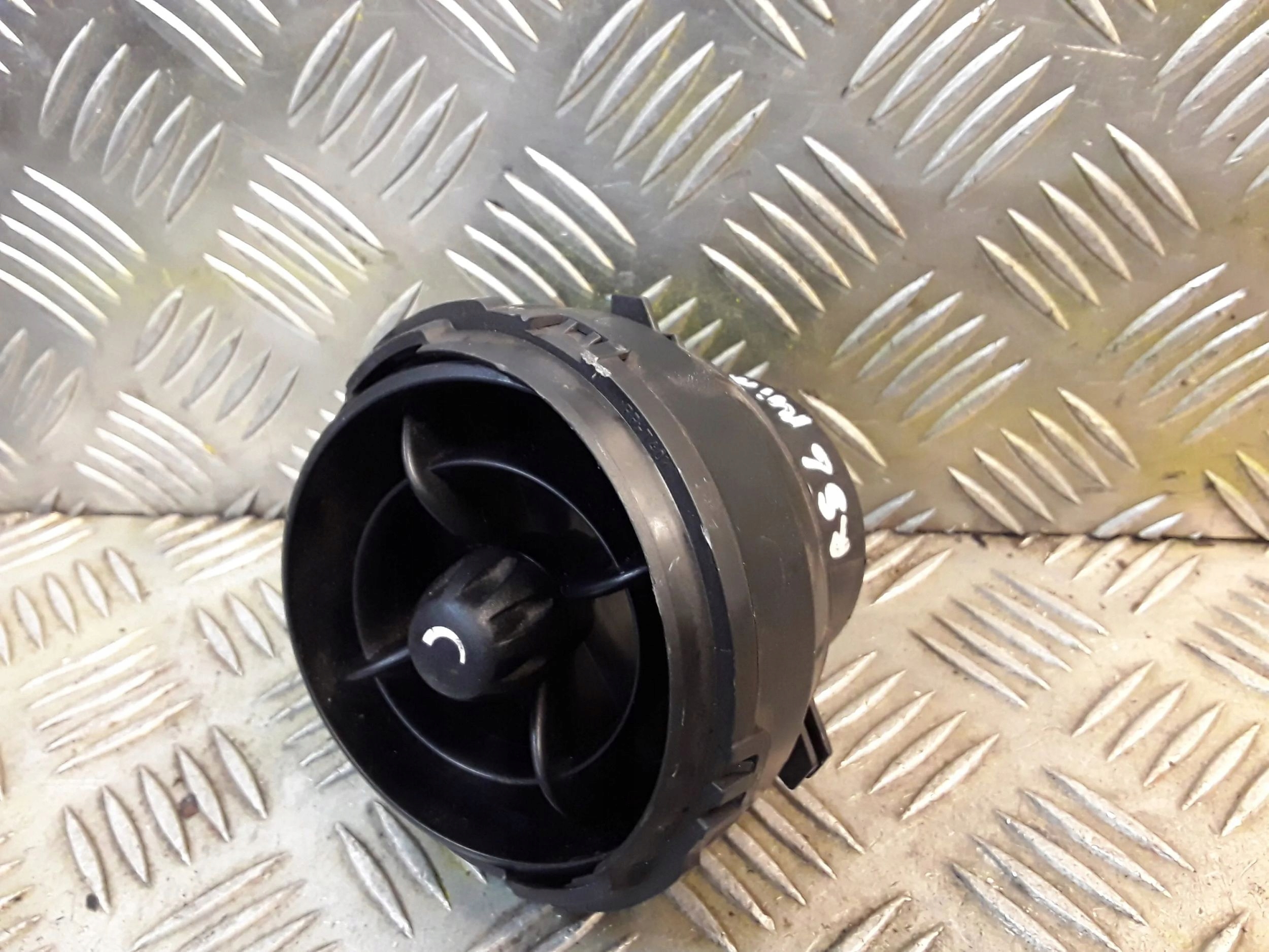 MINI ONE - COOPER Купе R56 рамка решетки потока воздуха