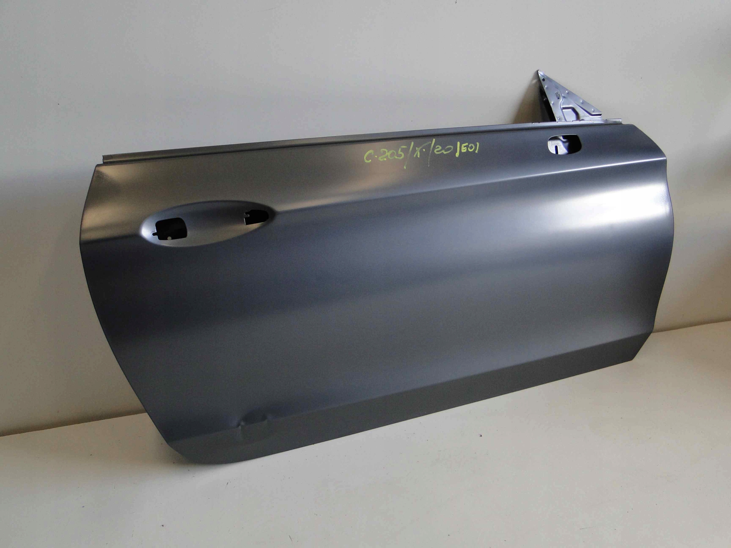 MERCEDES C KLASA 205 COUPE DRZWI PRAWE PRZEDNIE Strona zabudowy przód - prawa