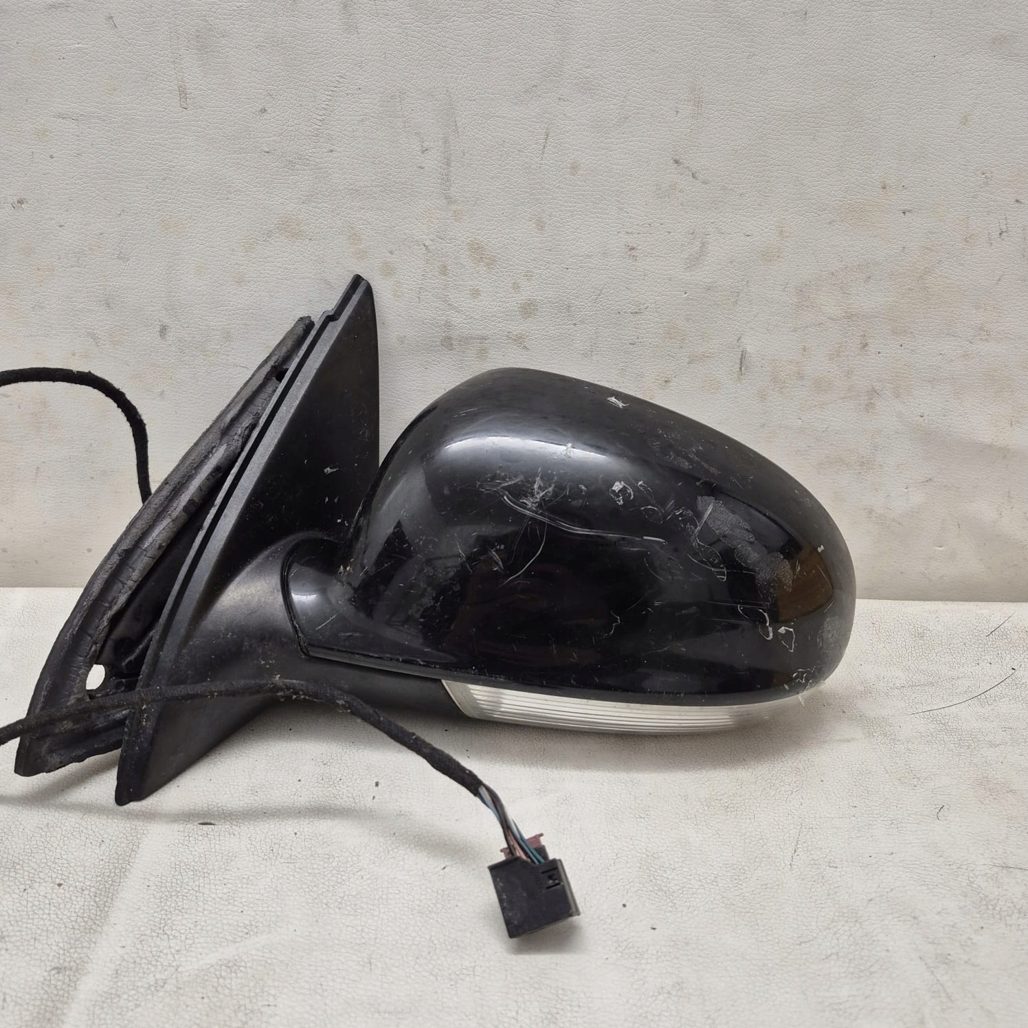 VW JETTA V 5 05-11 mirror front front left