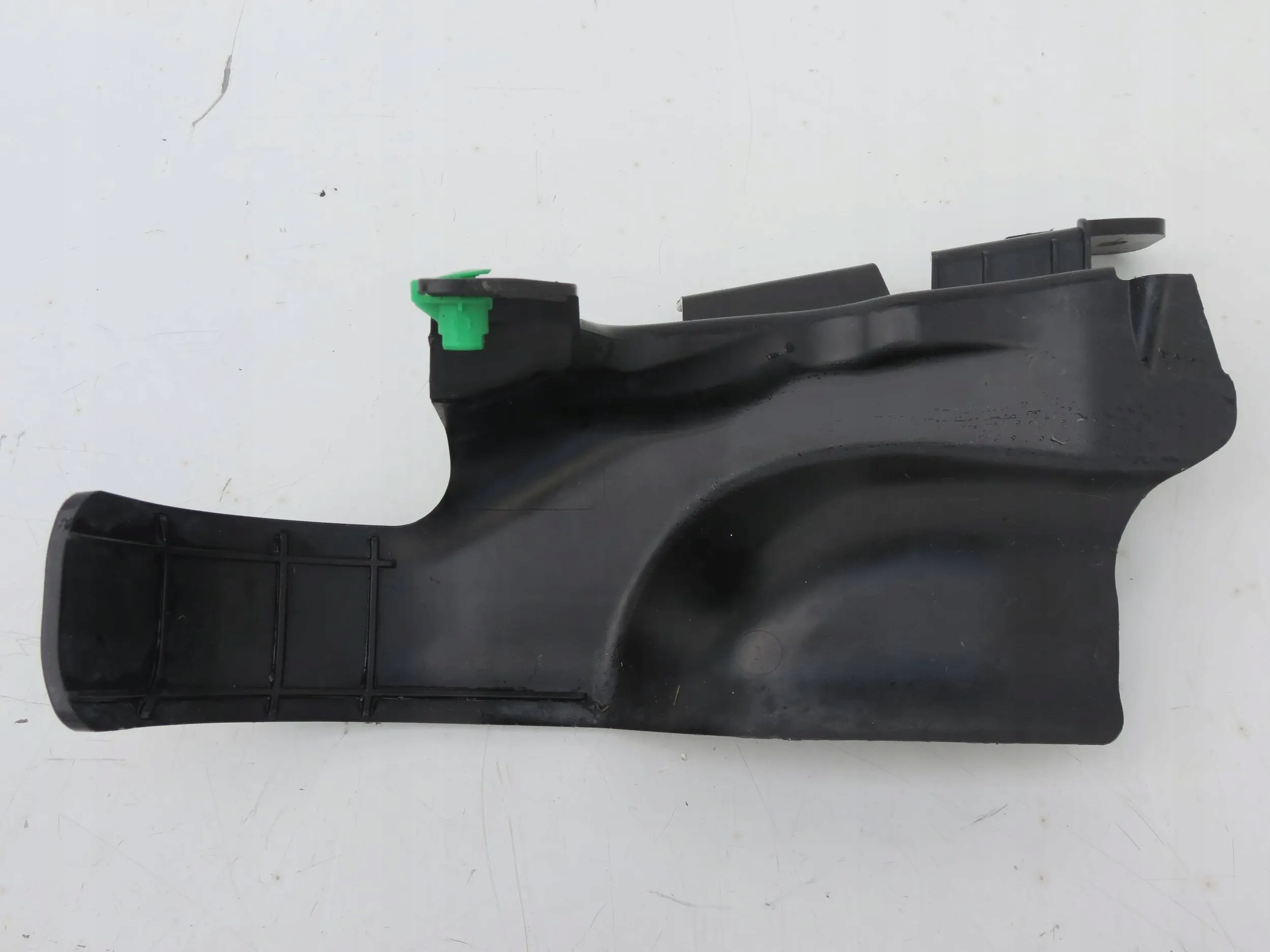 Schmutzfänger Blende Abdeckung VOLVO XC60 II 31497985