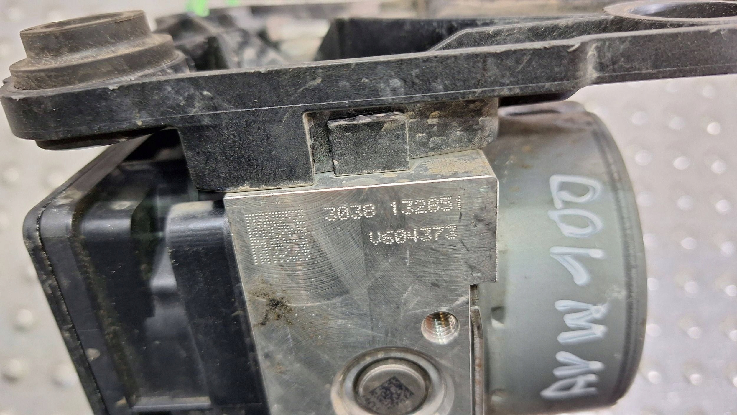 pump control unit ABS 5Q0614517T 5Q0907379AA AUDI A3 8V GOLF VII