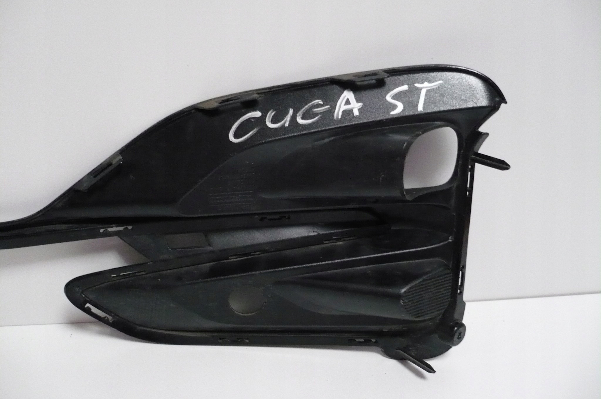 FORD KUGA MK3 III 19- ST-LINE grid of a bumper right front