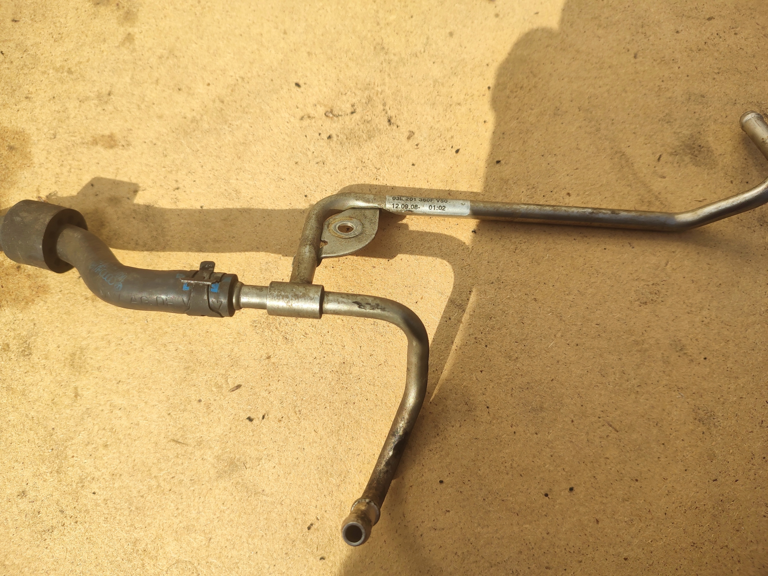 fuel line VW PASSAT B6 2.0 TDI CBA 03L201360F