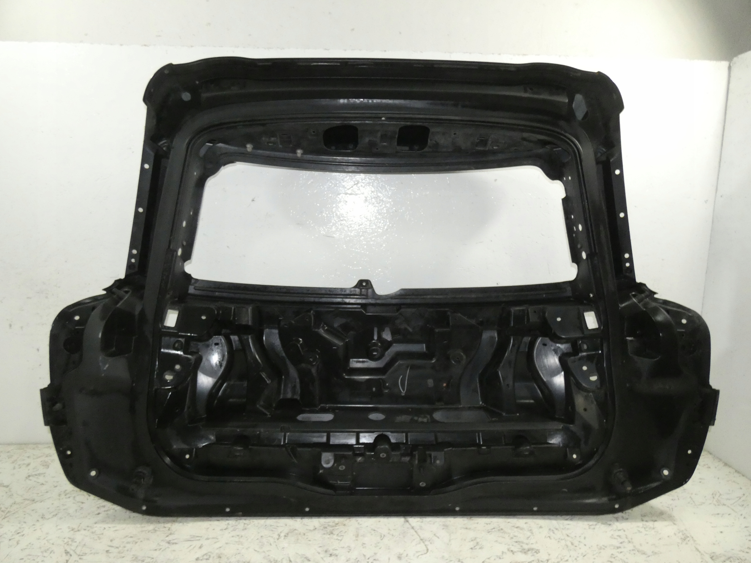 Citroen C4 Grand Picasso II trunk door boot rear part