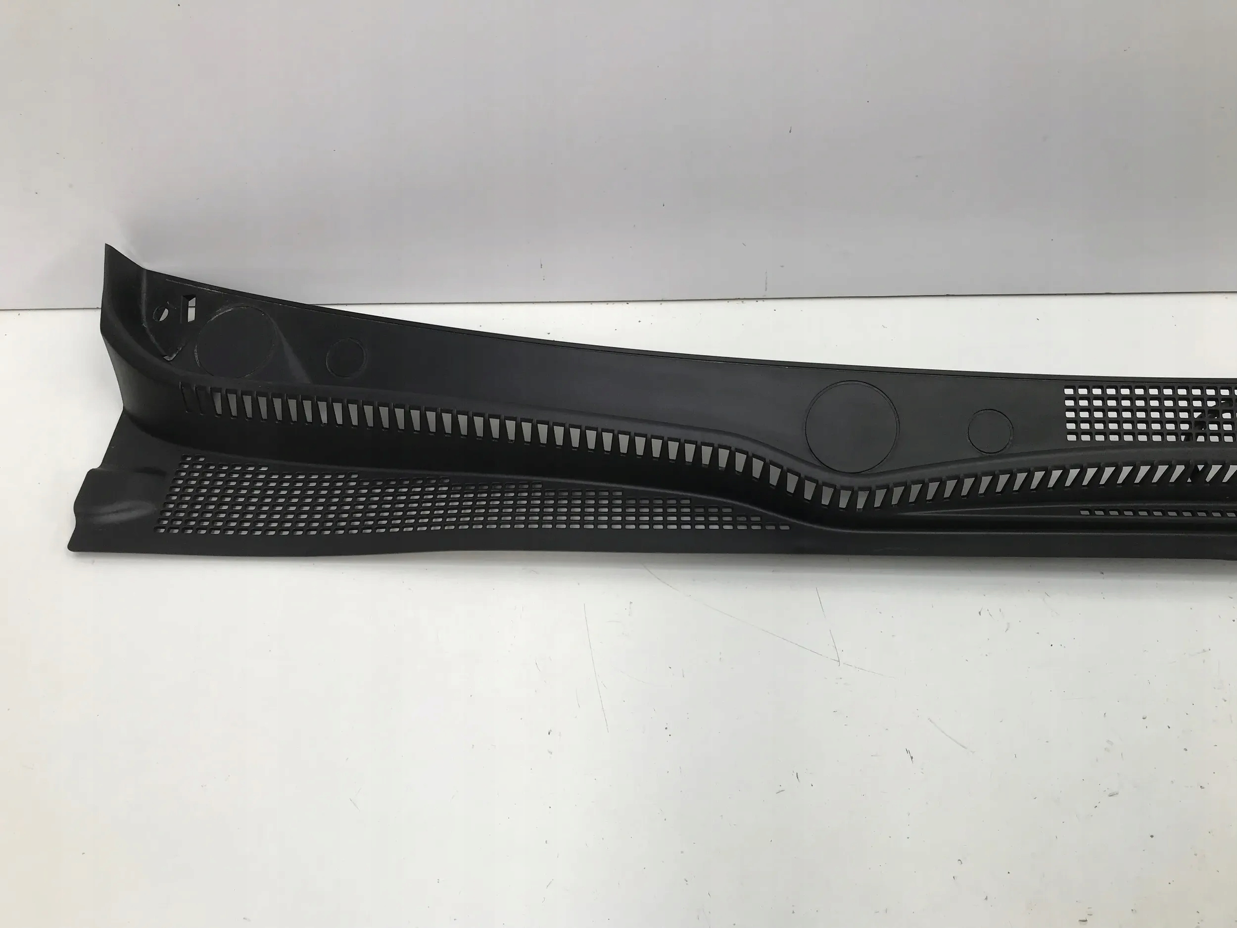 RENAULT MEGANE V 5 E-TECH 23r PODSZYBIE OSŁONA WYCIERACZEK PRZÓD 668123667R Stan opakowania zastępcze