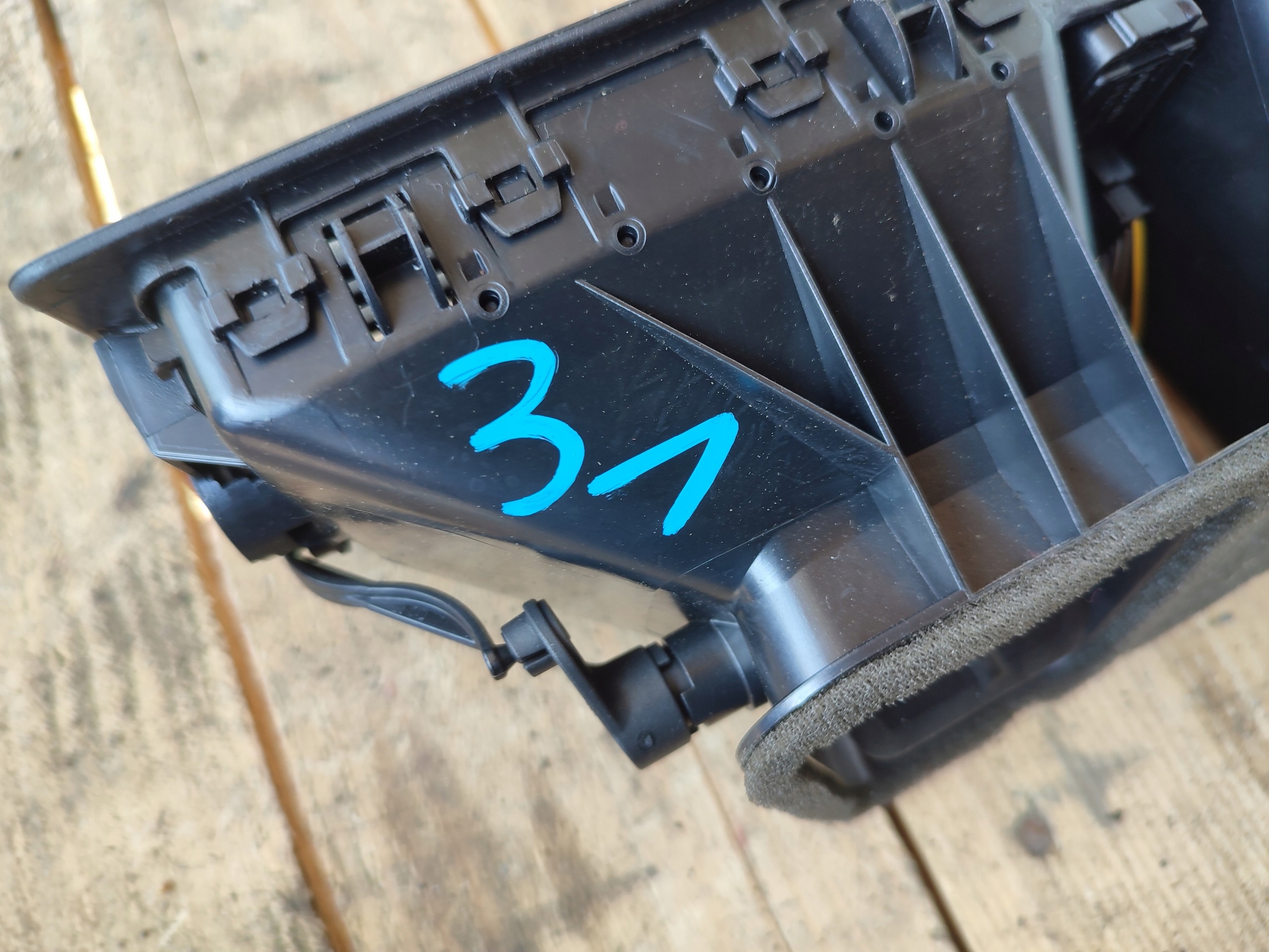 Lüftungsgitter des lüfters mitte BMW E87 7059189