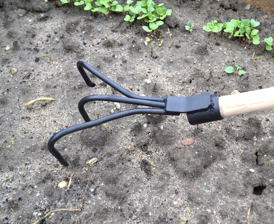 

Motyka kuta radełko trójzębne