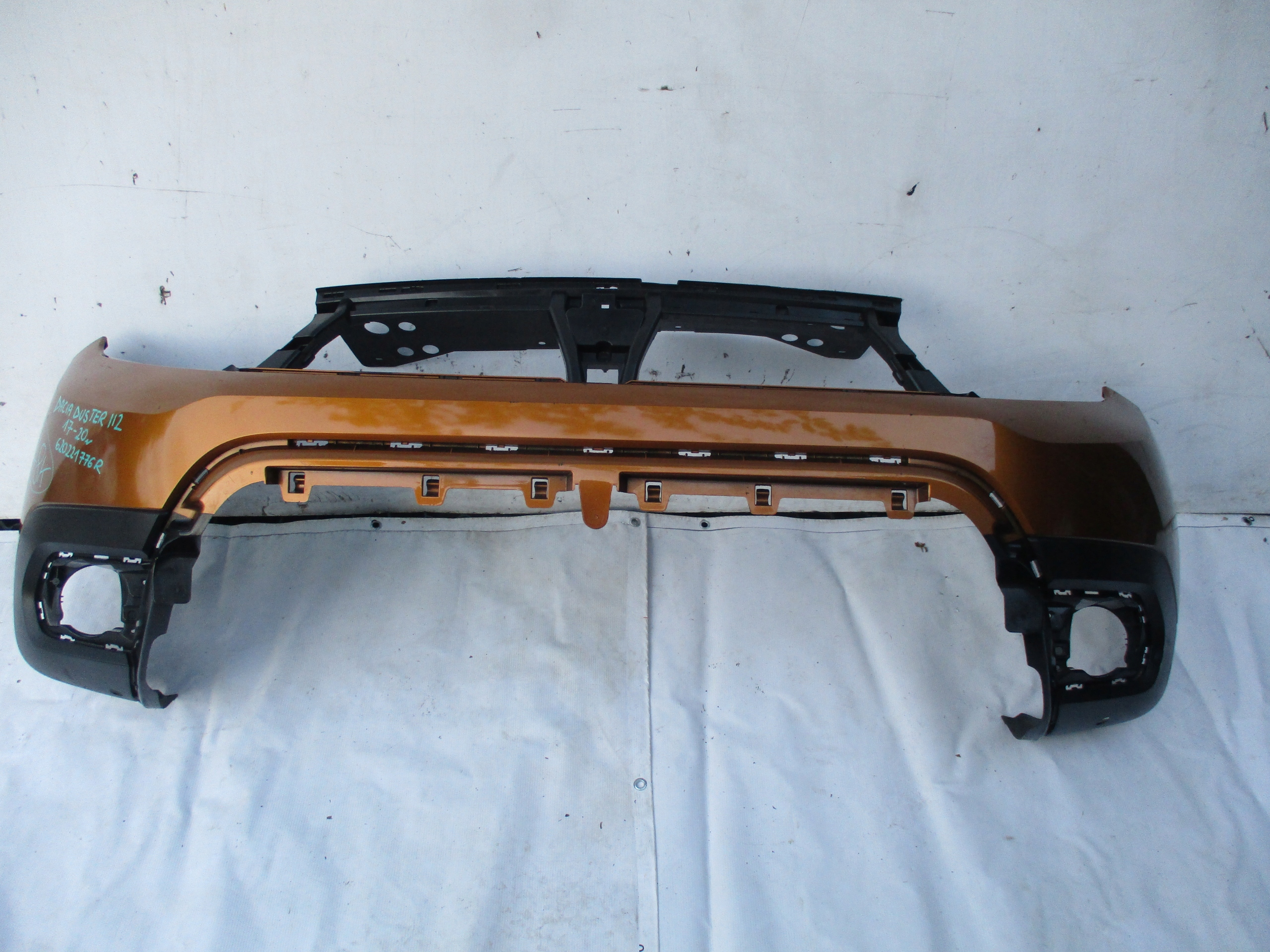 bumper front front Dacia Duster 2 II 17-20r 620221776R