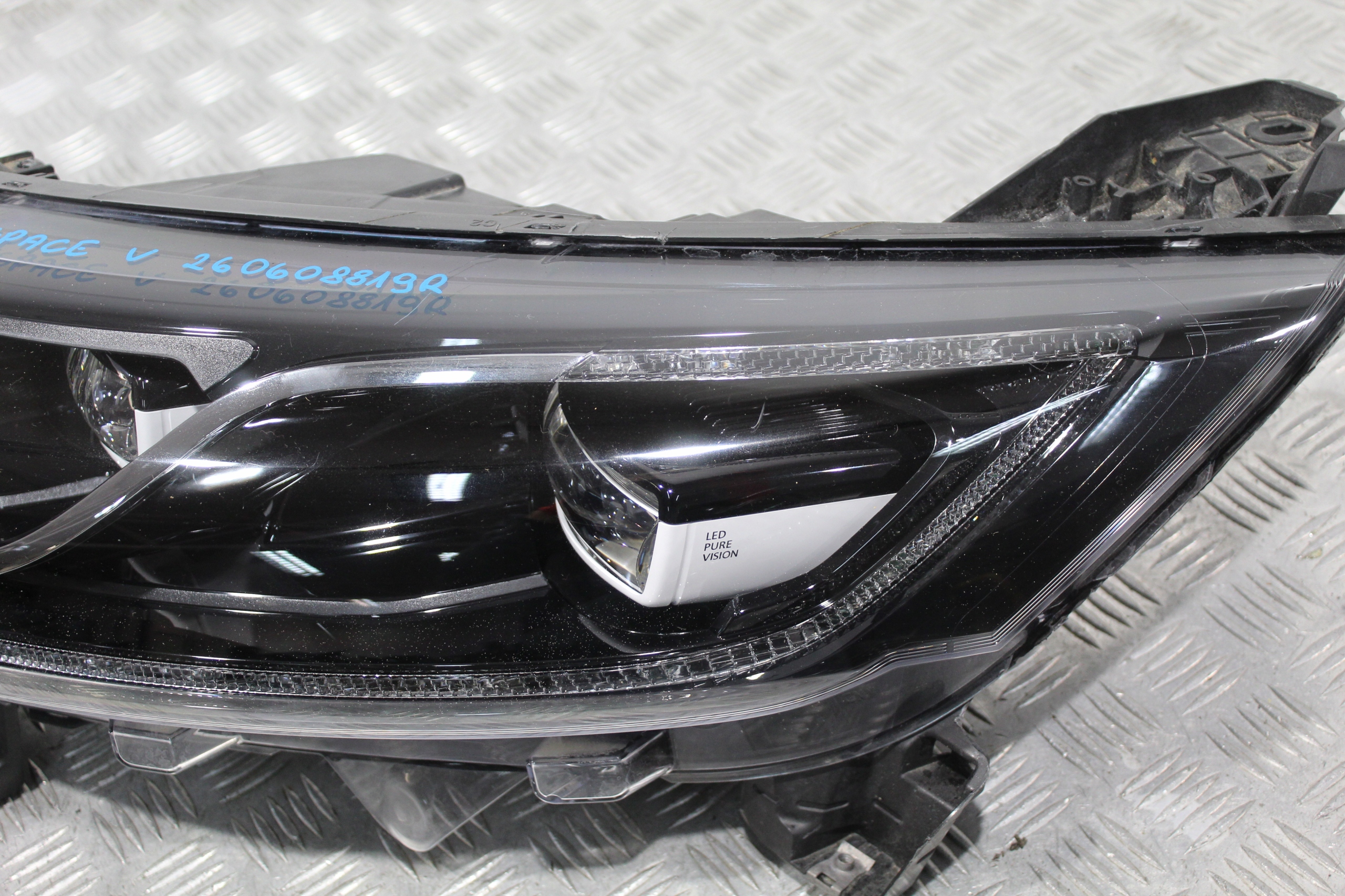 light left front LED ESPACE 5 V 260608819R