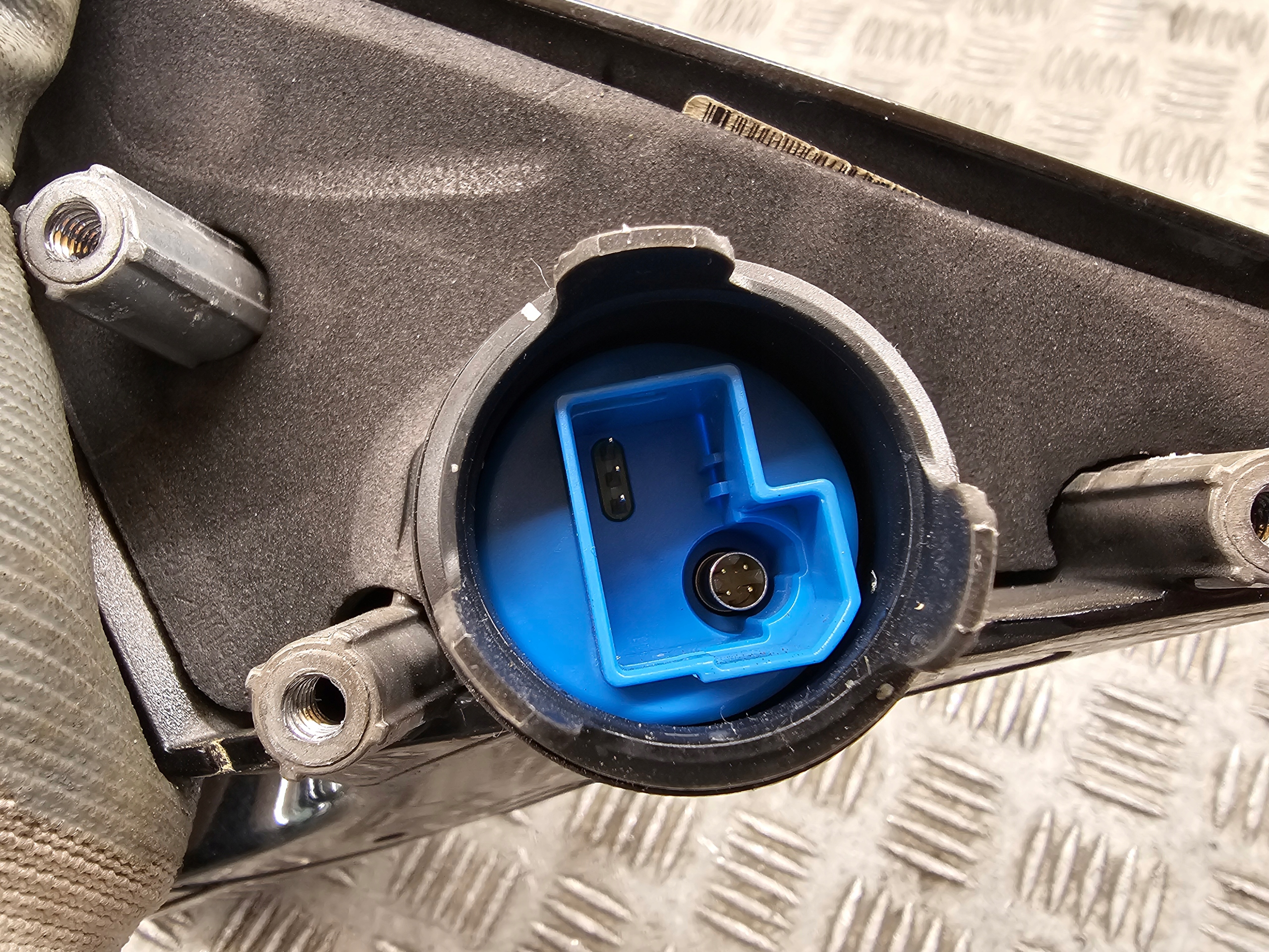 BMW F06 6GC mirror left UK 475 KAMERA