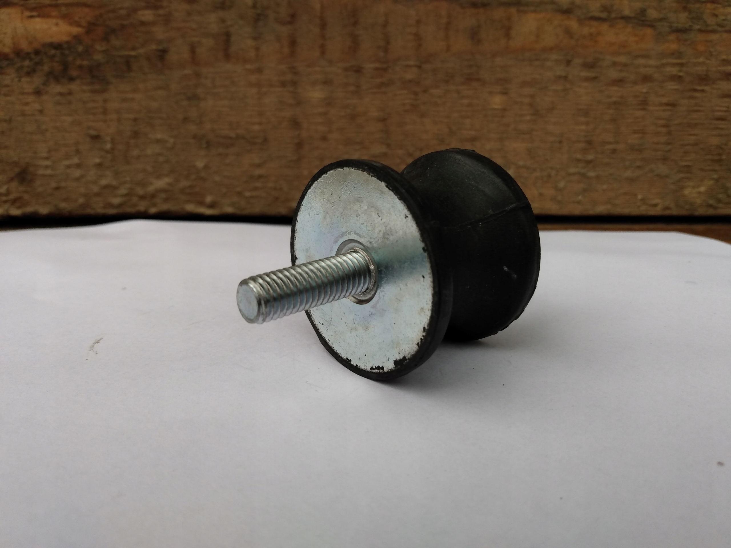 WIBROIZOLATOR TALIA 15x15 M4 amortyzator guma Wymiary 15x15 M4