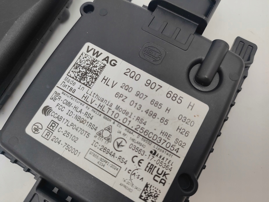 ассистент переключения полосы 2Q0907685H 2Q0907686H Audi A3 vw GOLF VIII